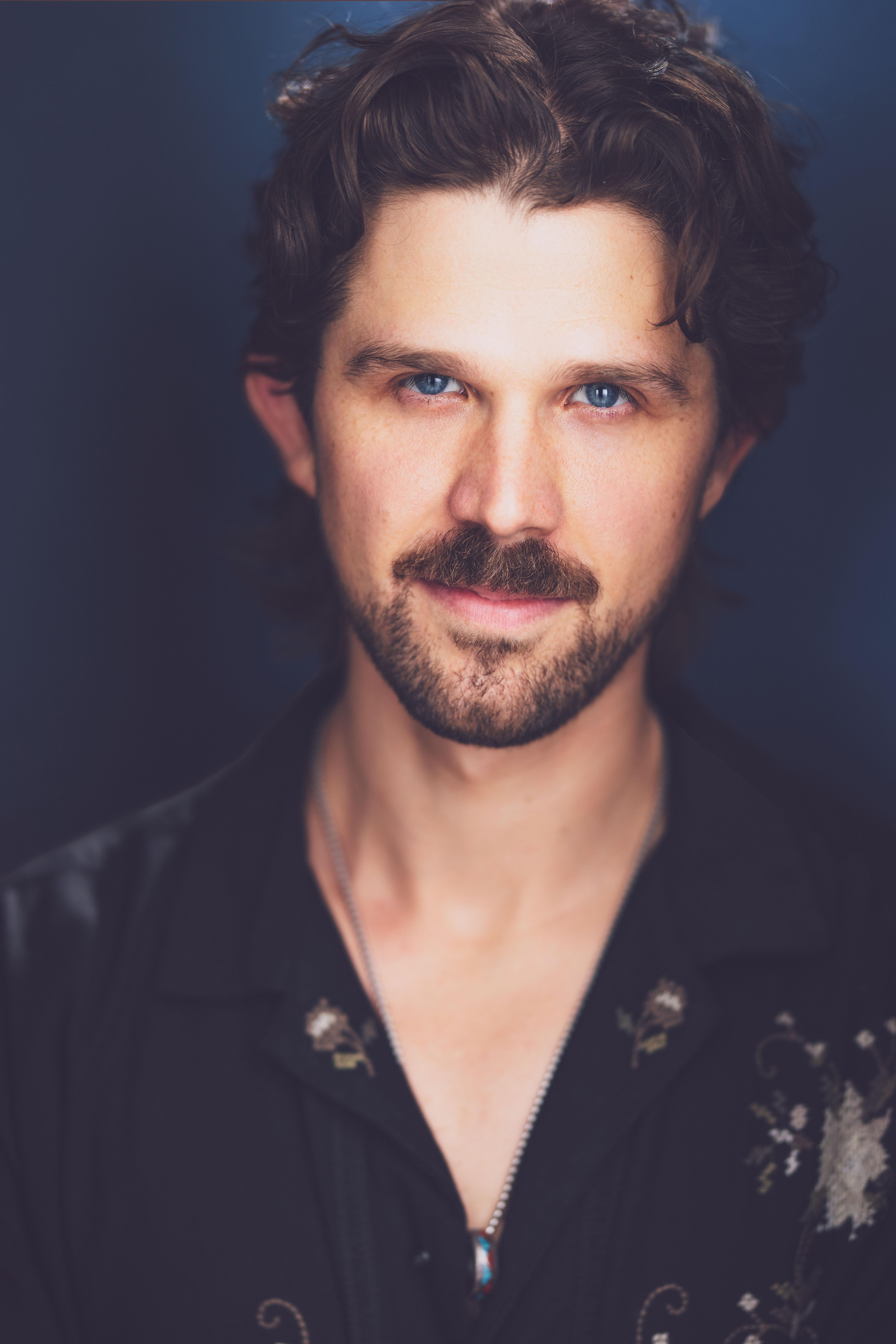 Расселл Юинг