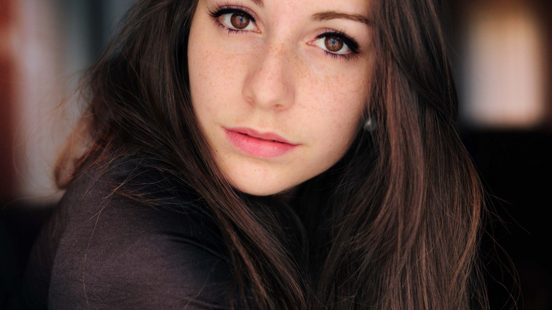 Вивьен Стронг