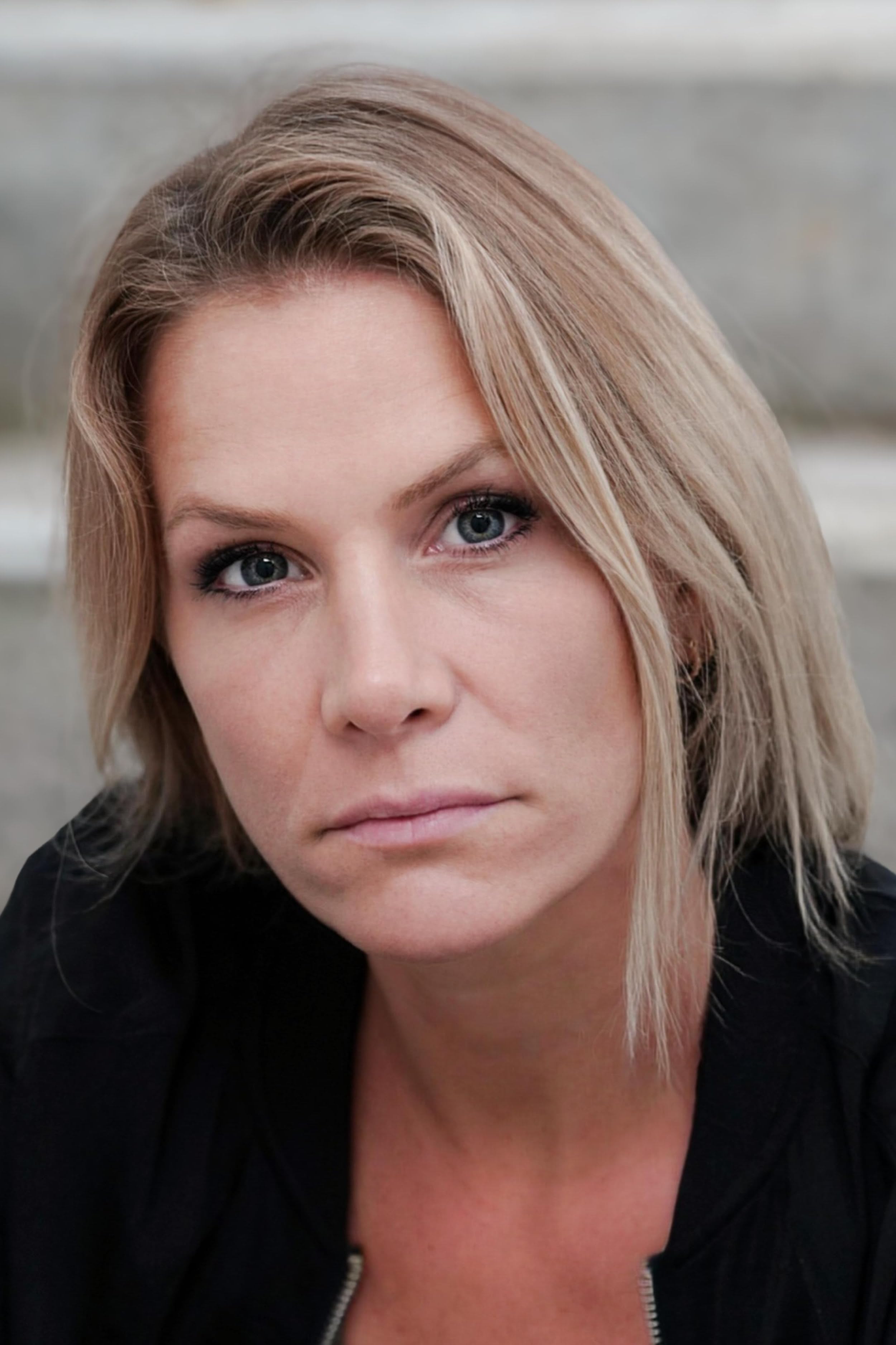 Лора Прейсс