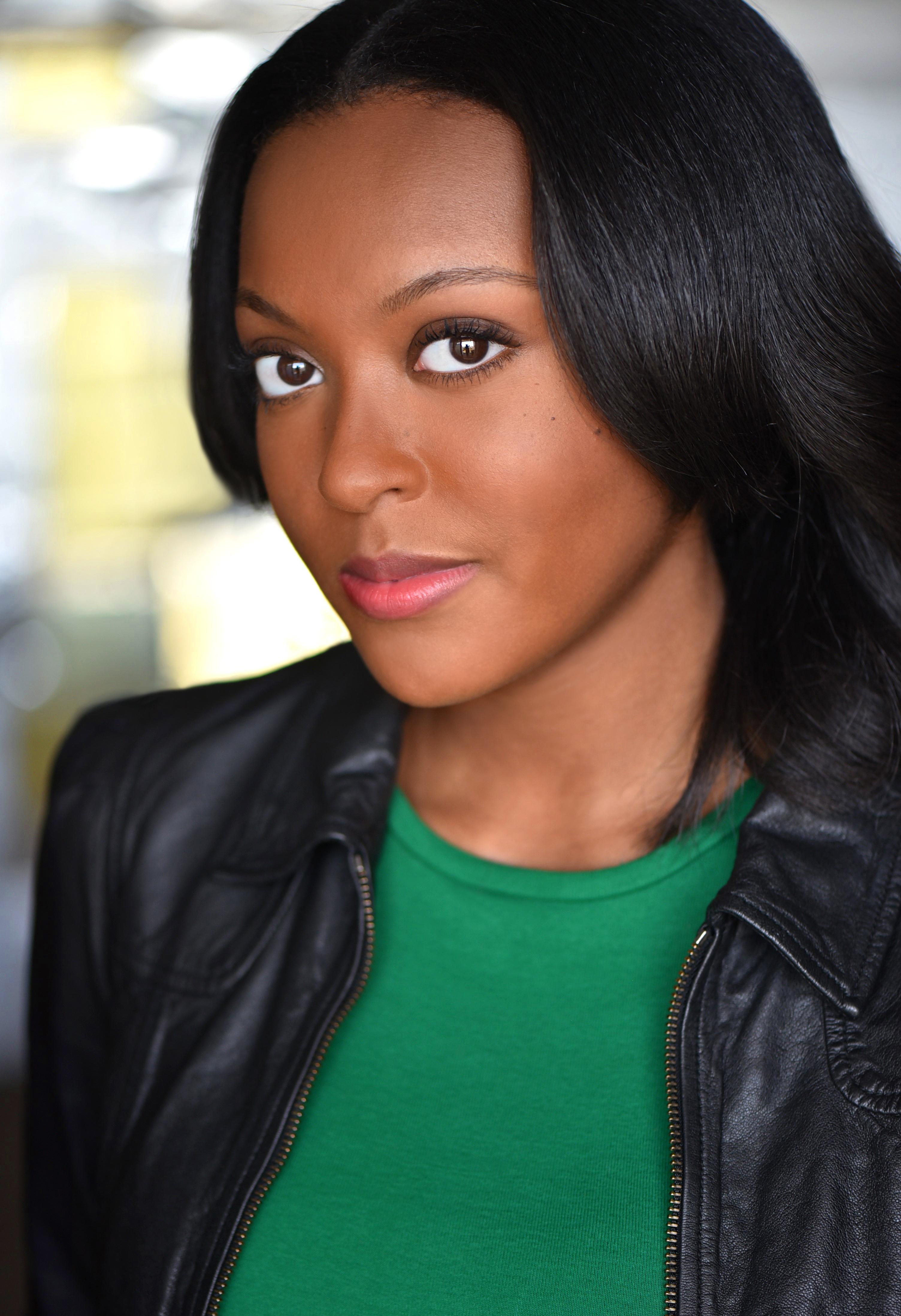 Ниа Джонсон