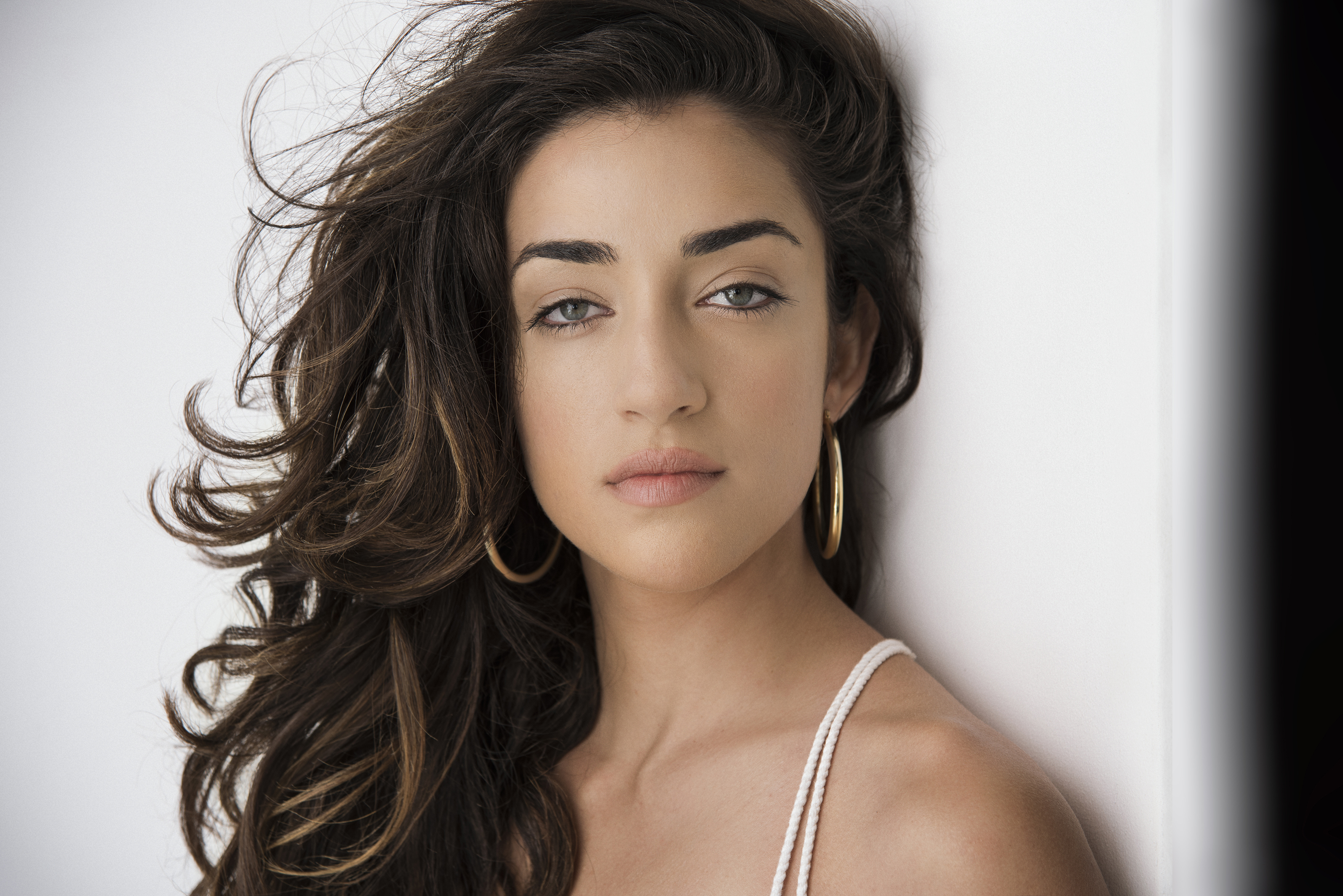 Мими Давила