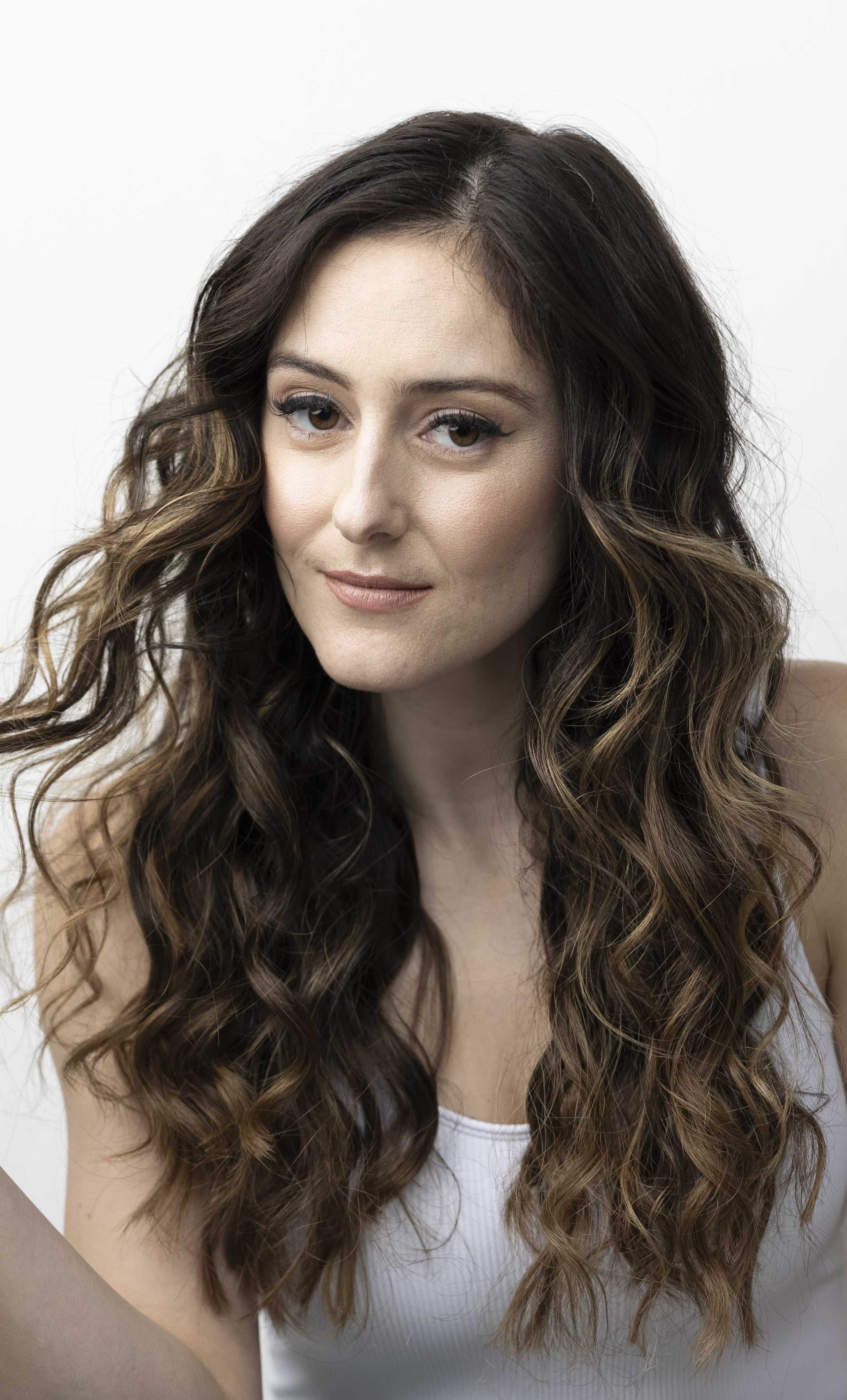 Джулия Маджио