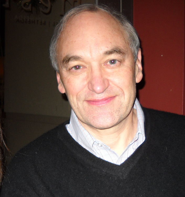 Майкл Доббс