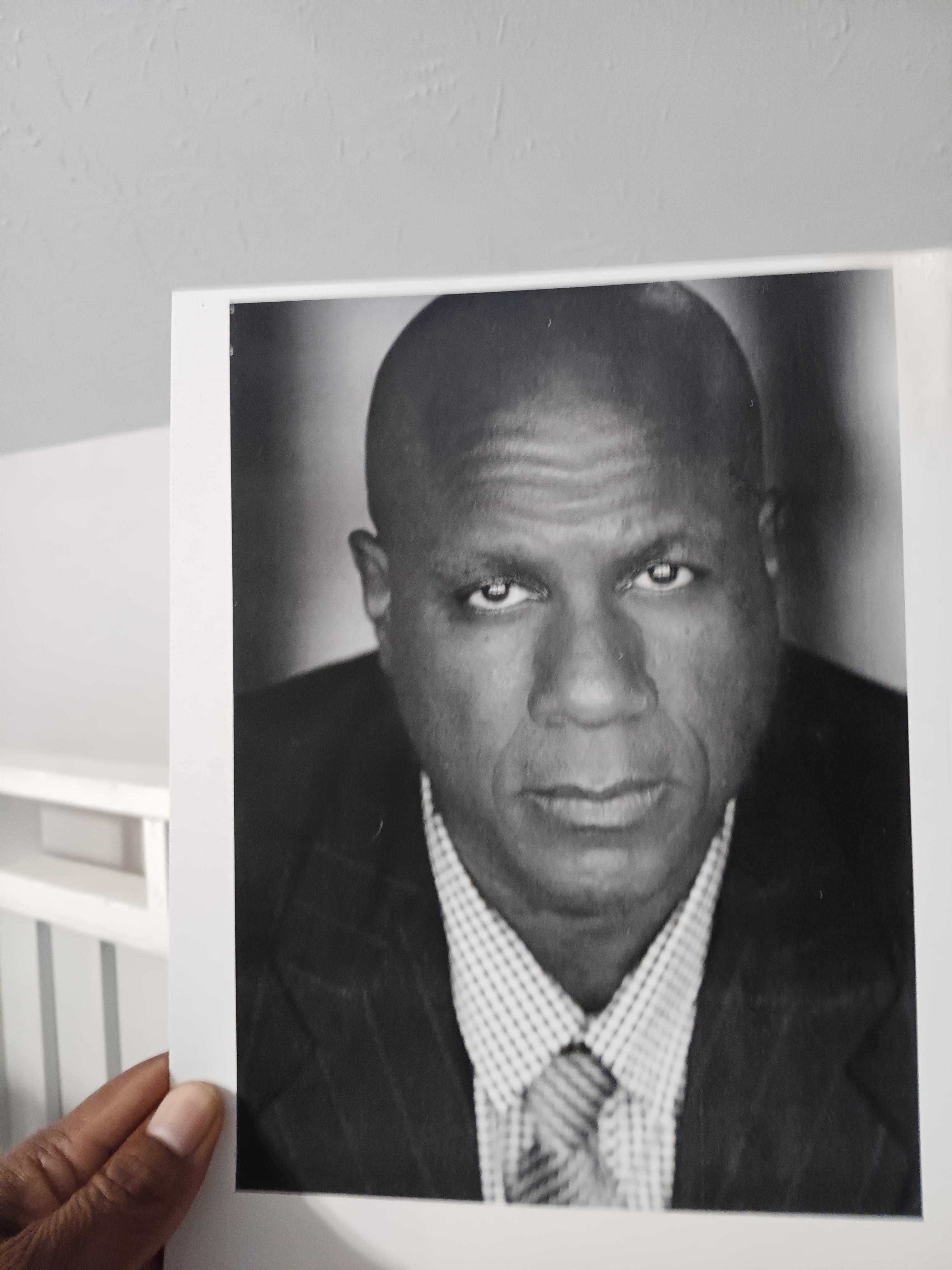 Тони Хобсон