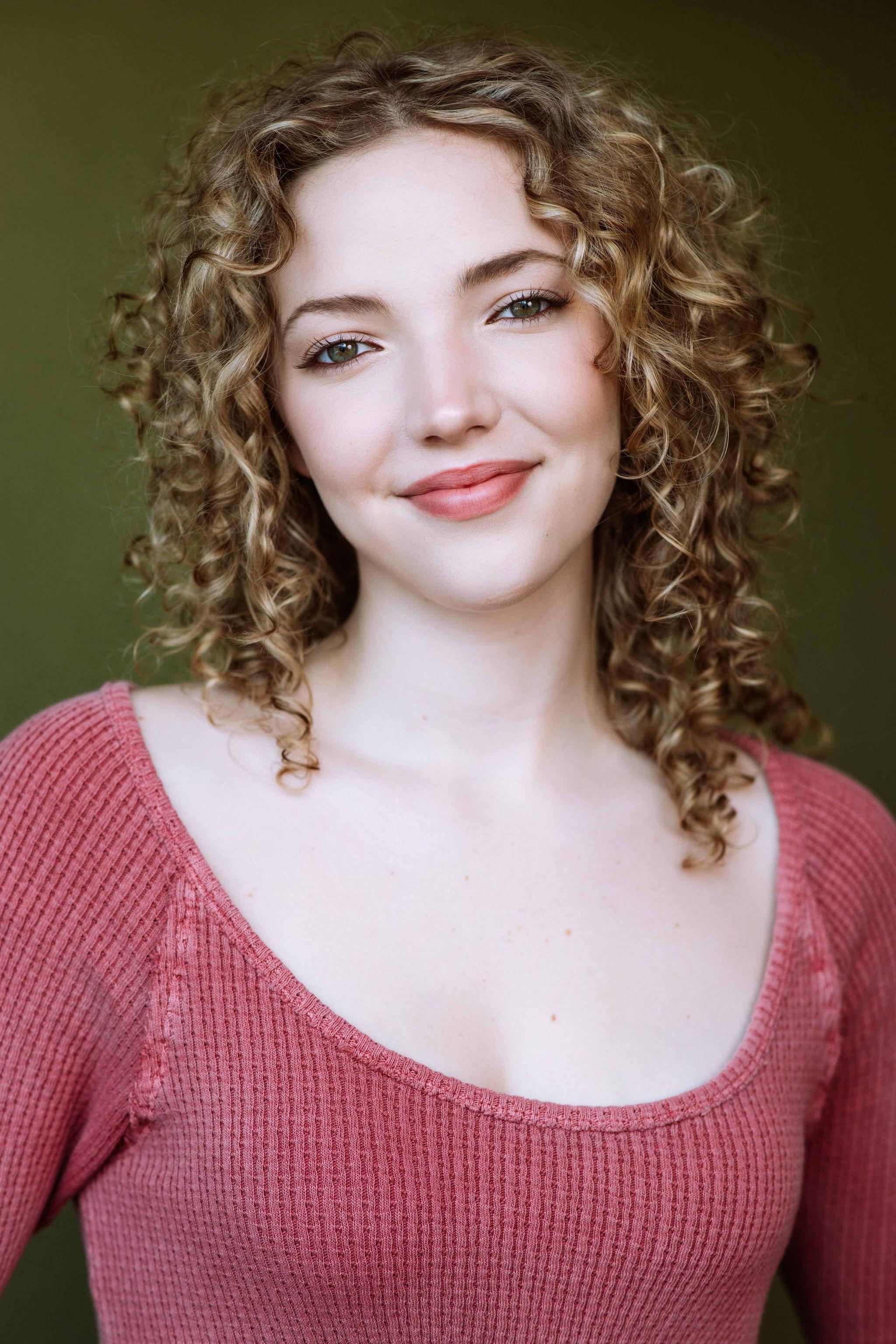 Аннелиз Форбс