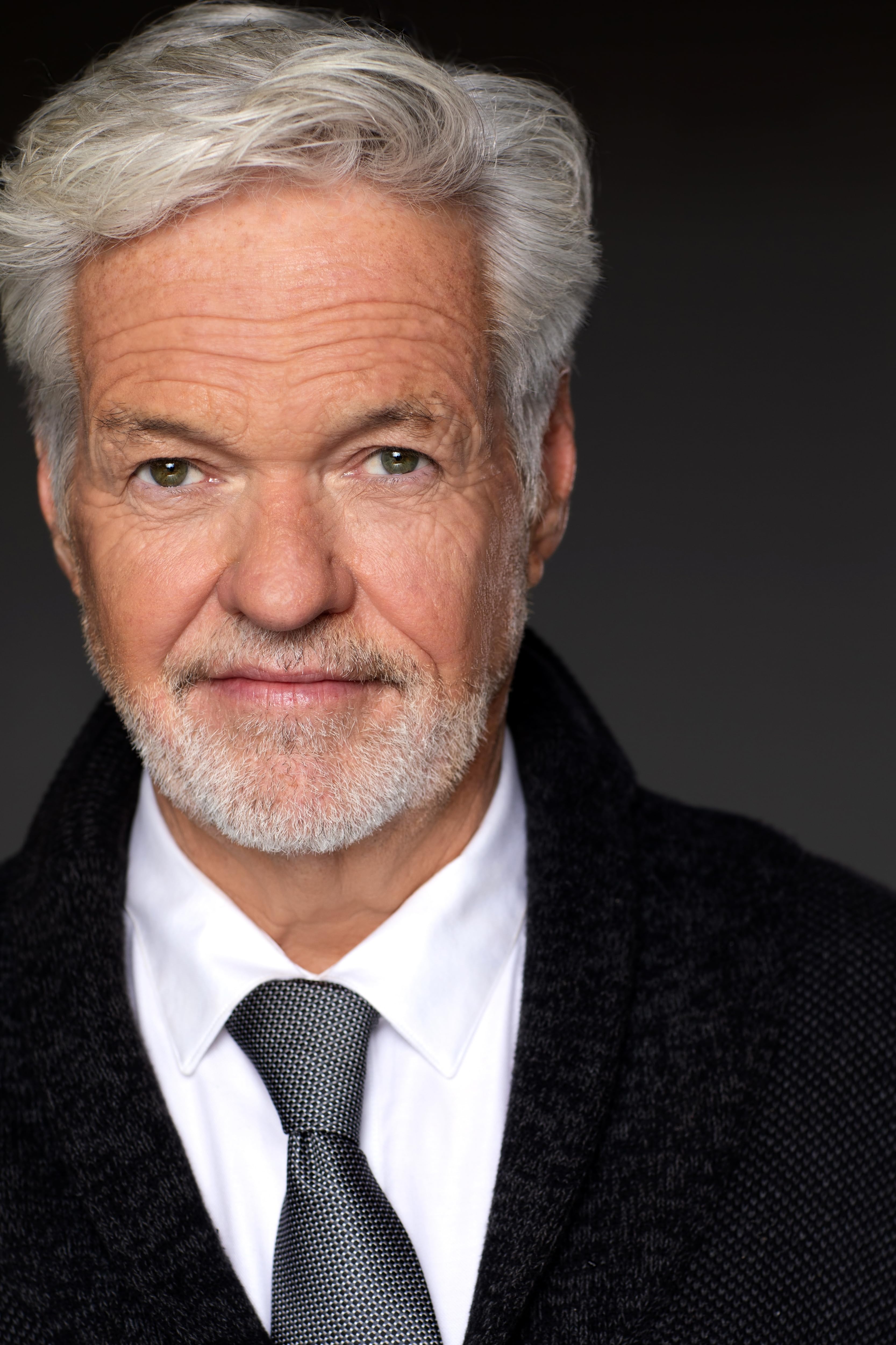 Джон Э. МакКенна