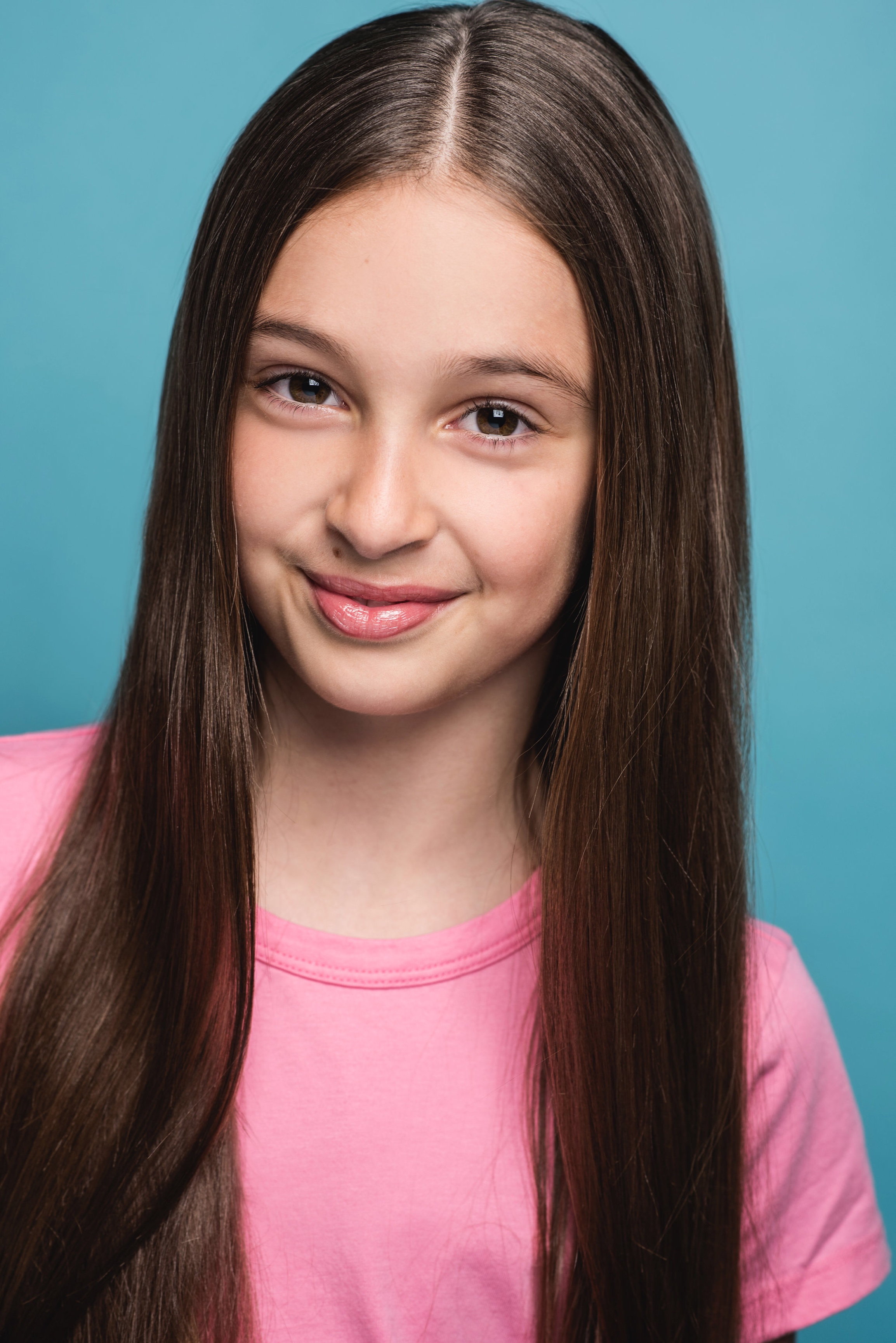 Элли Саймонс