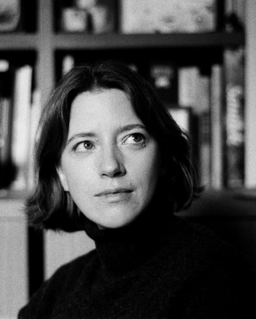 Любна Плейост