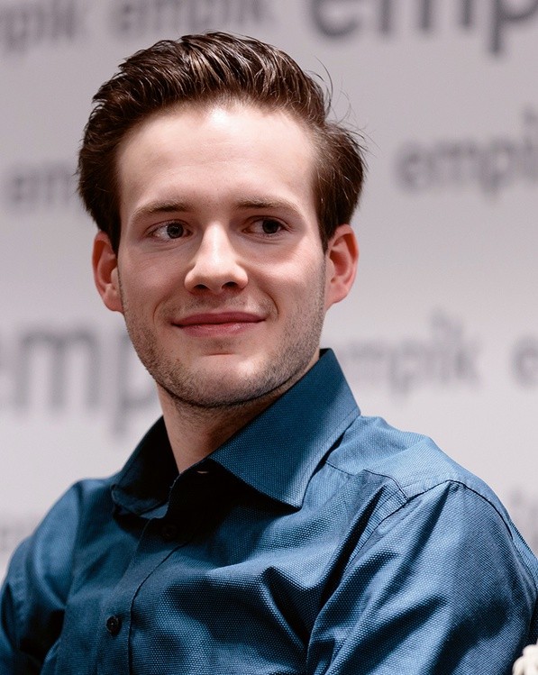 Эдриэн Заремба