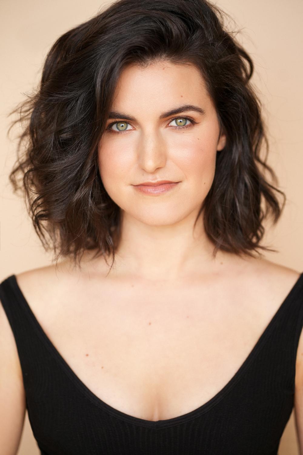 Ева Таварес