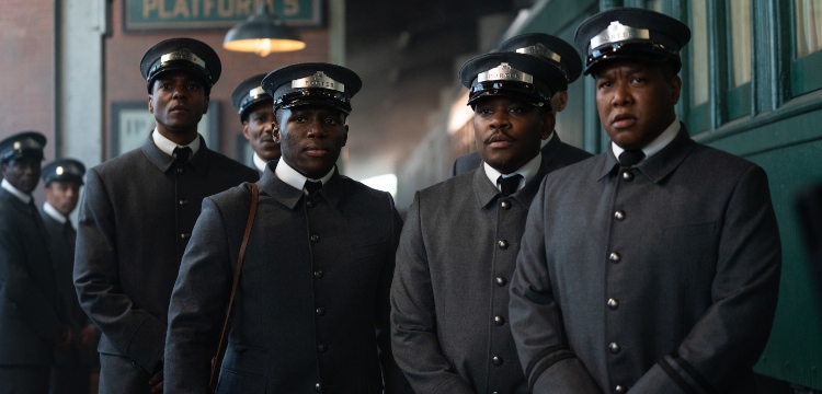 Рэй Стрэчэн