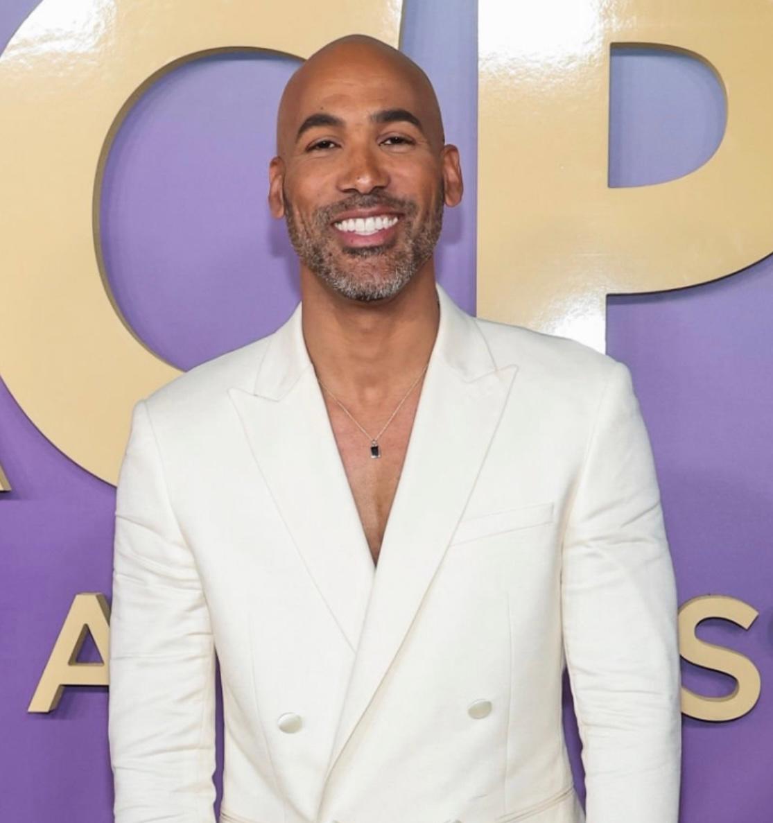 Мелвин Роберт