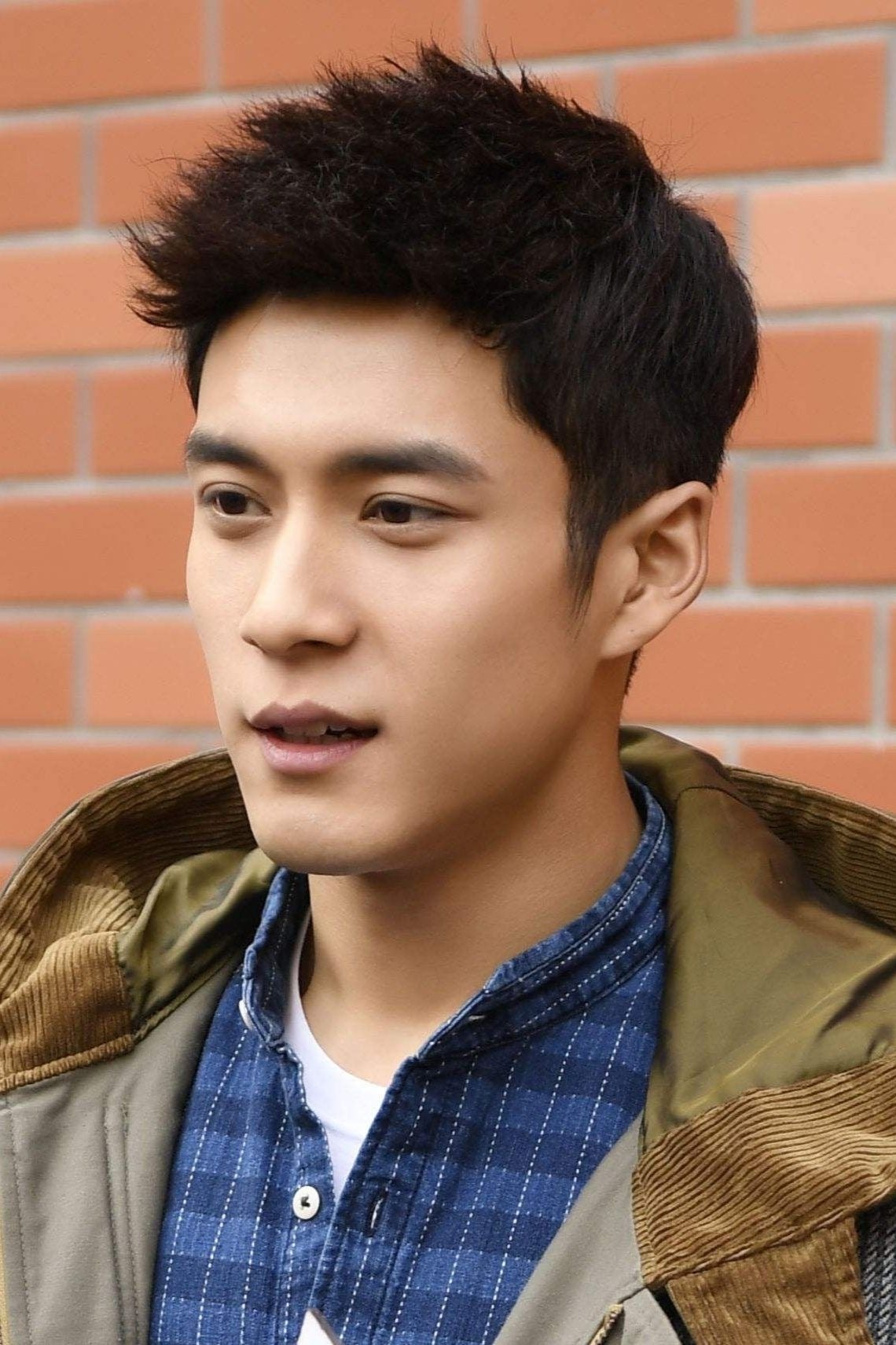 Dongjun Han