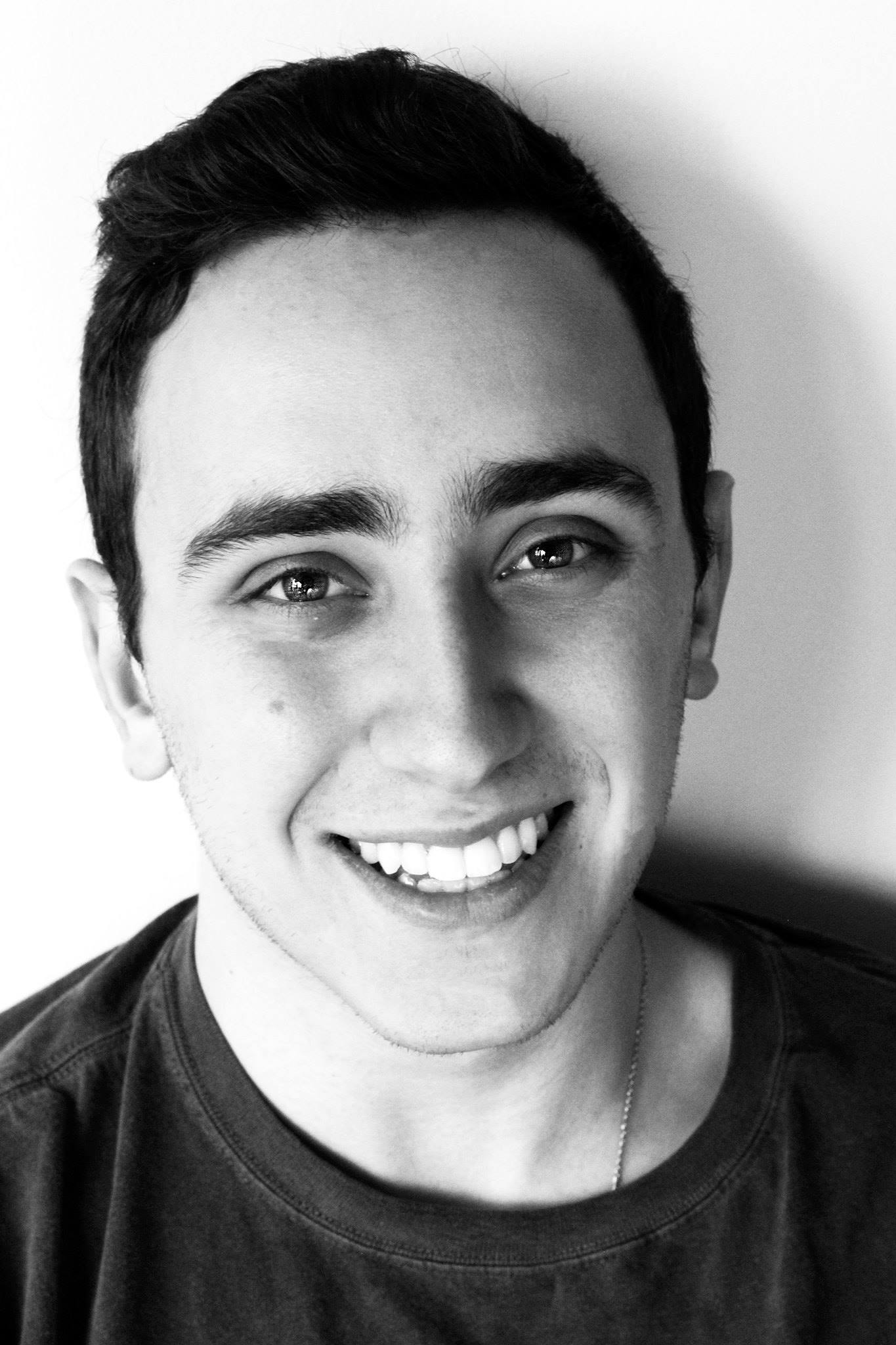 Майки Левитт