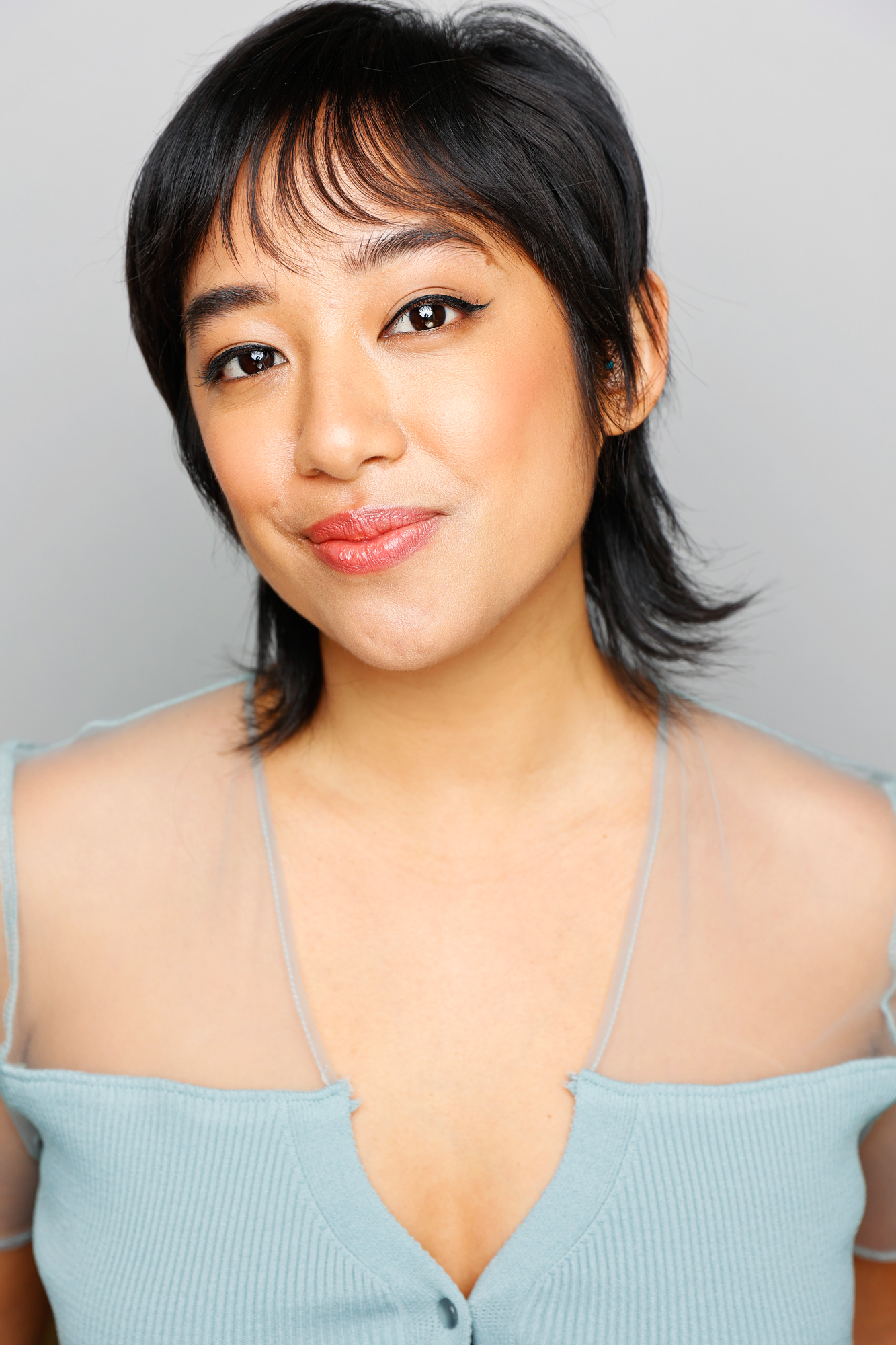 Дженн Сантос