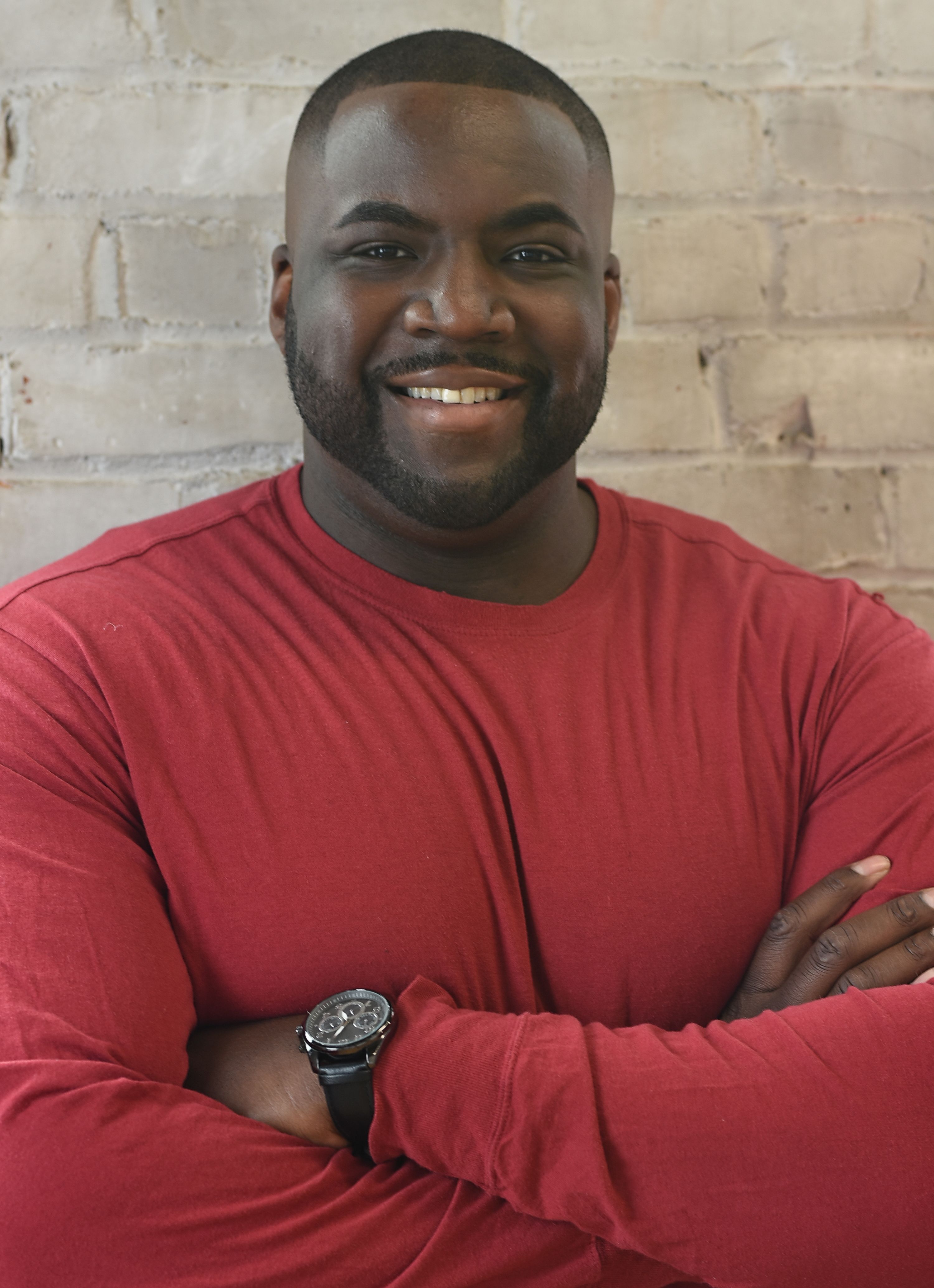 Адриан М. Момпойнт