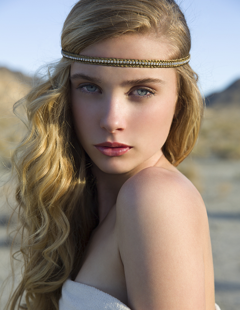 Шарлиз Коттон