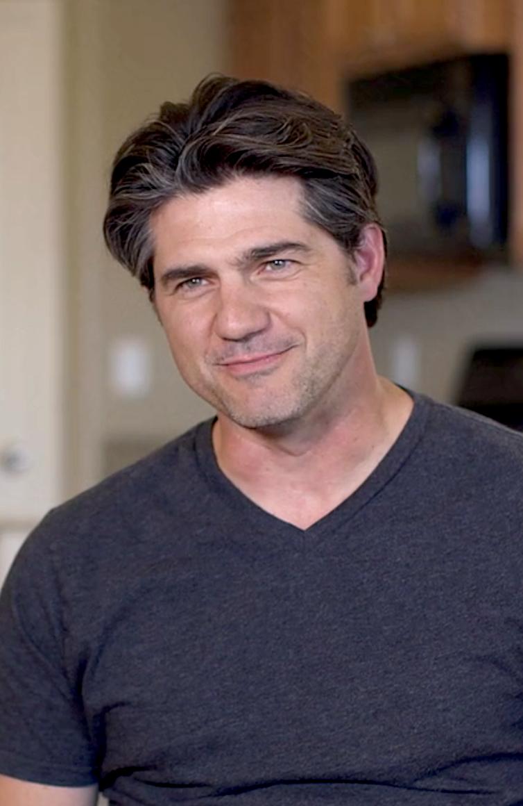 Джошуа Беккер