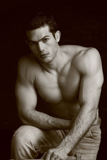 Джереми Париси