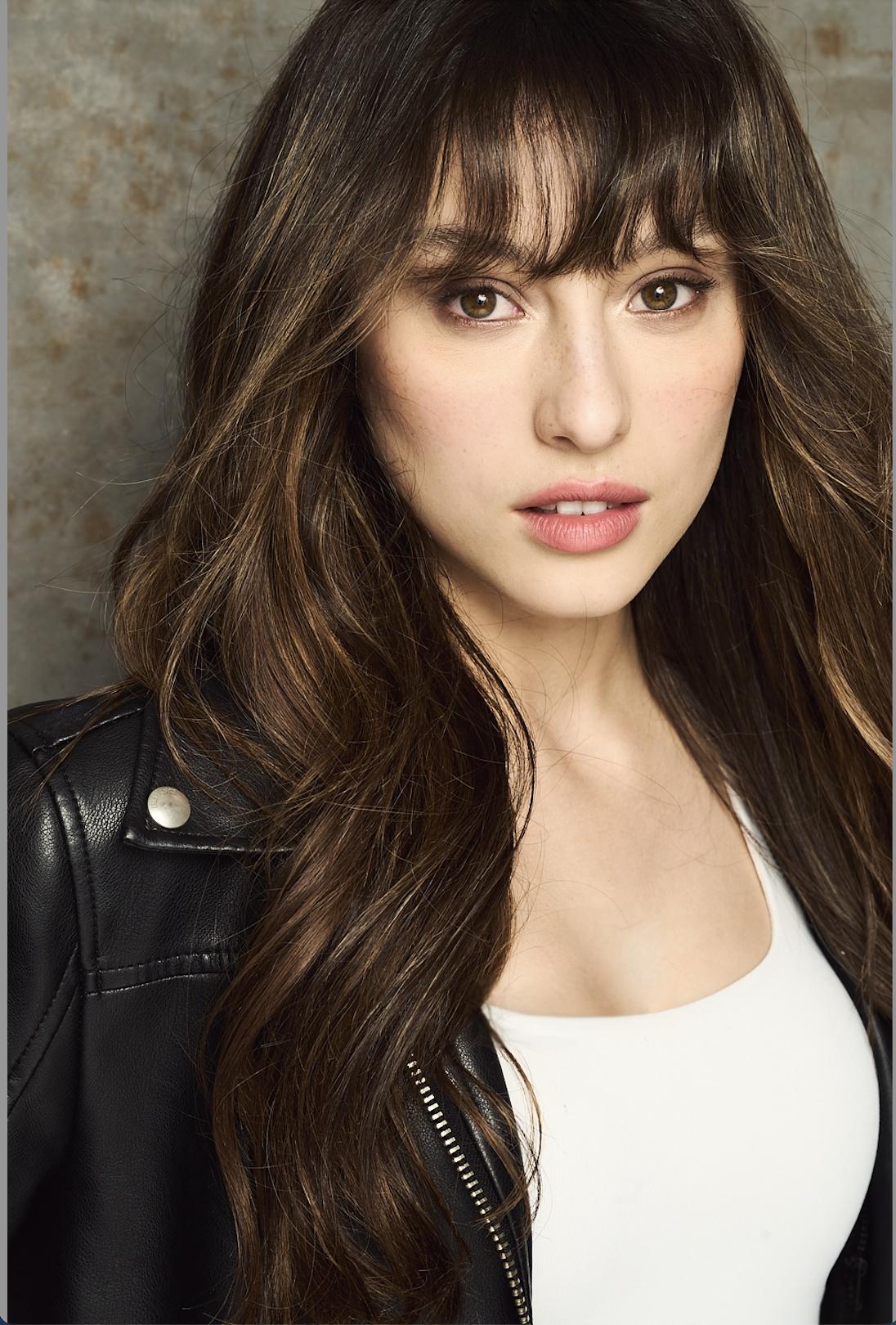 Дженнифер Мишель