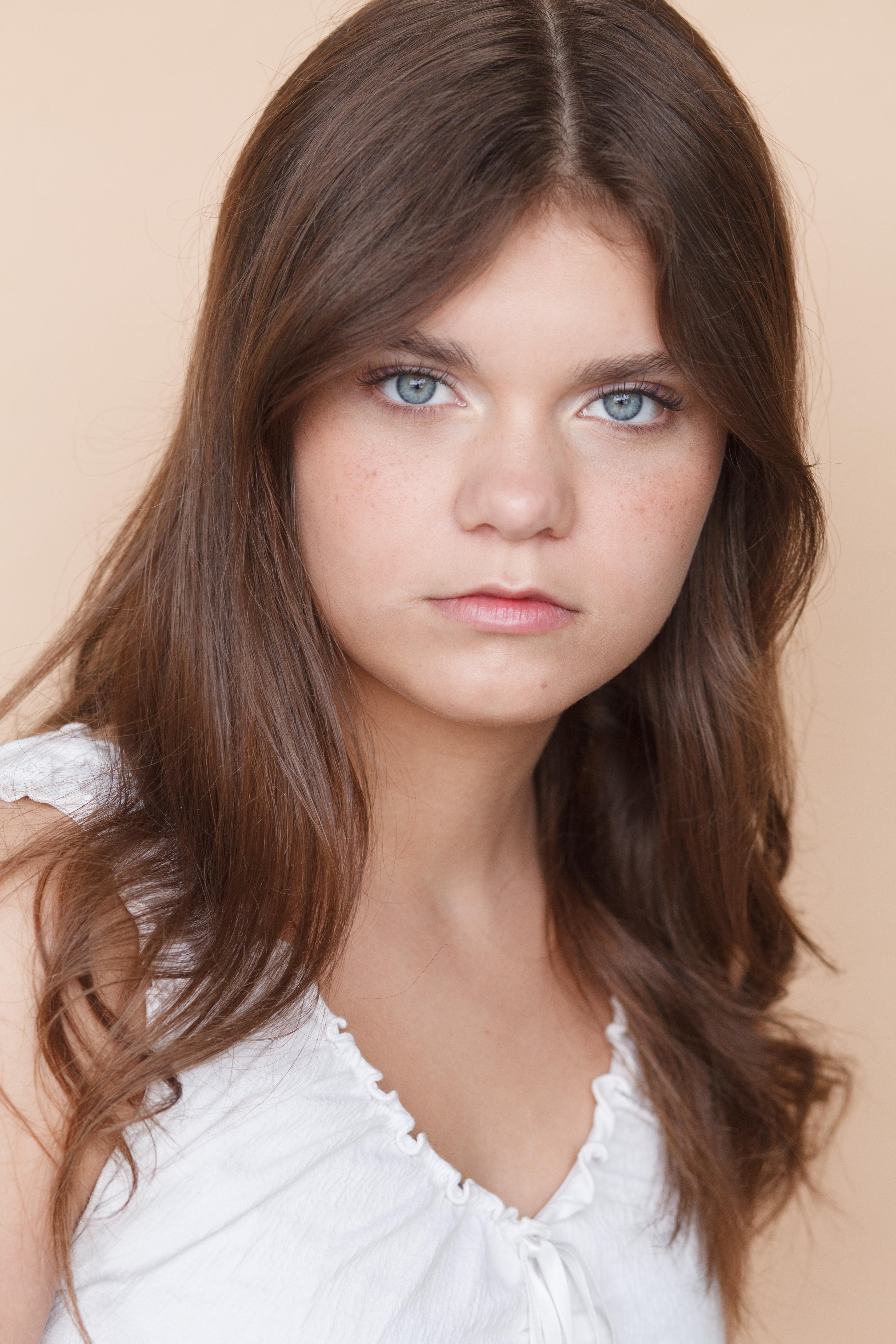 Эшлин Лундал