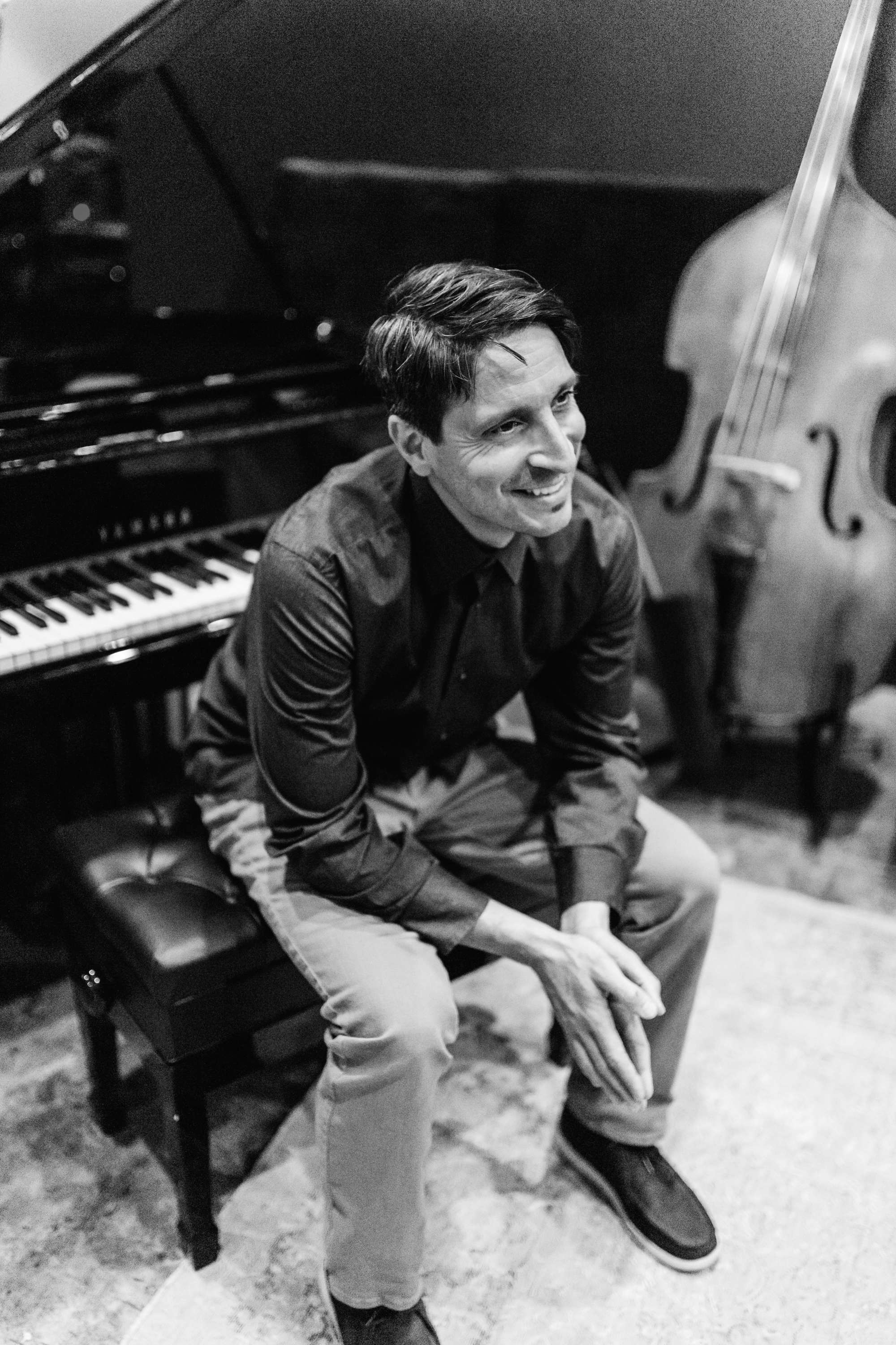 Луис Гуерра