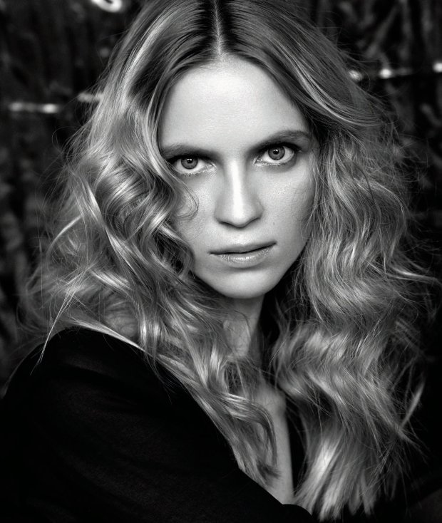 Мэри Комаса