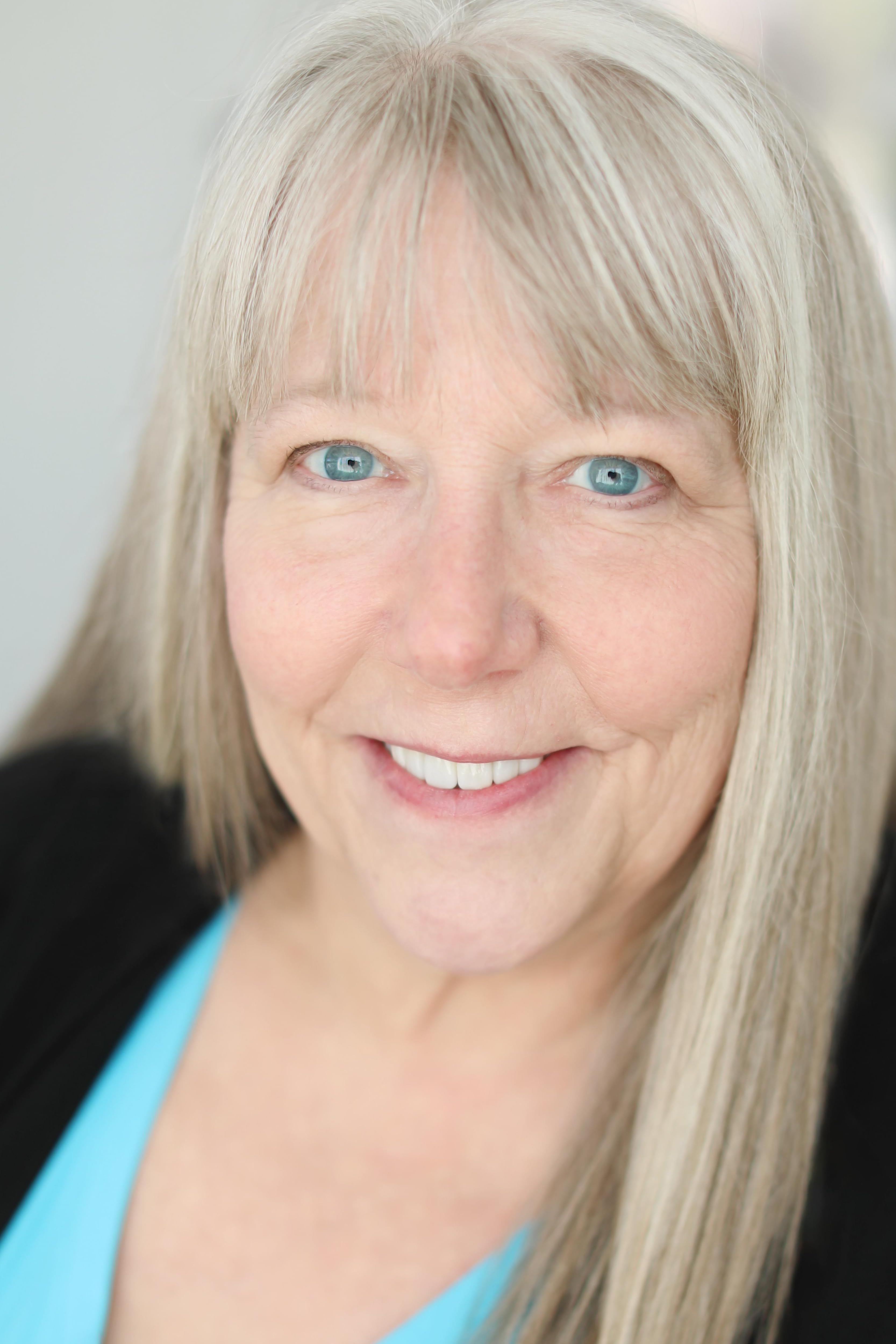 Дженнифер Симмонс