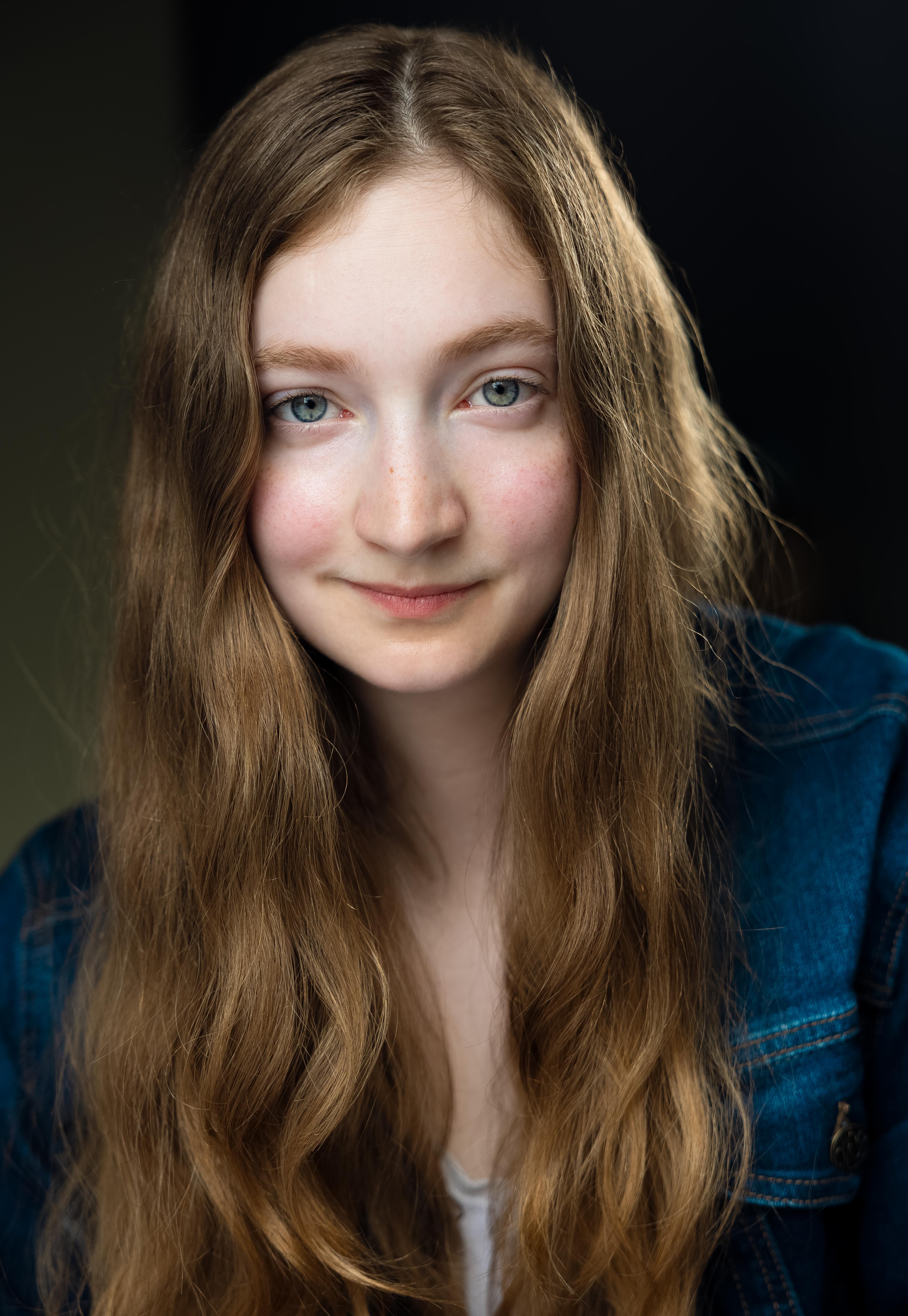 Энджел Джеймс