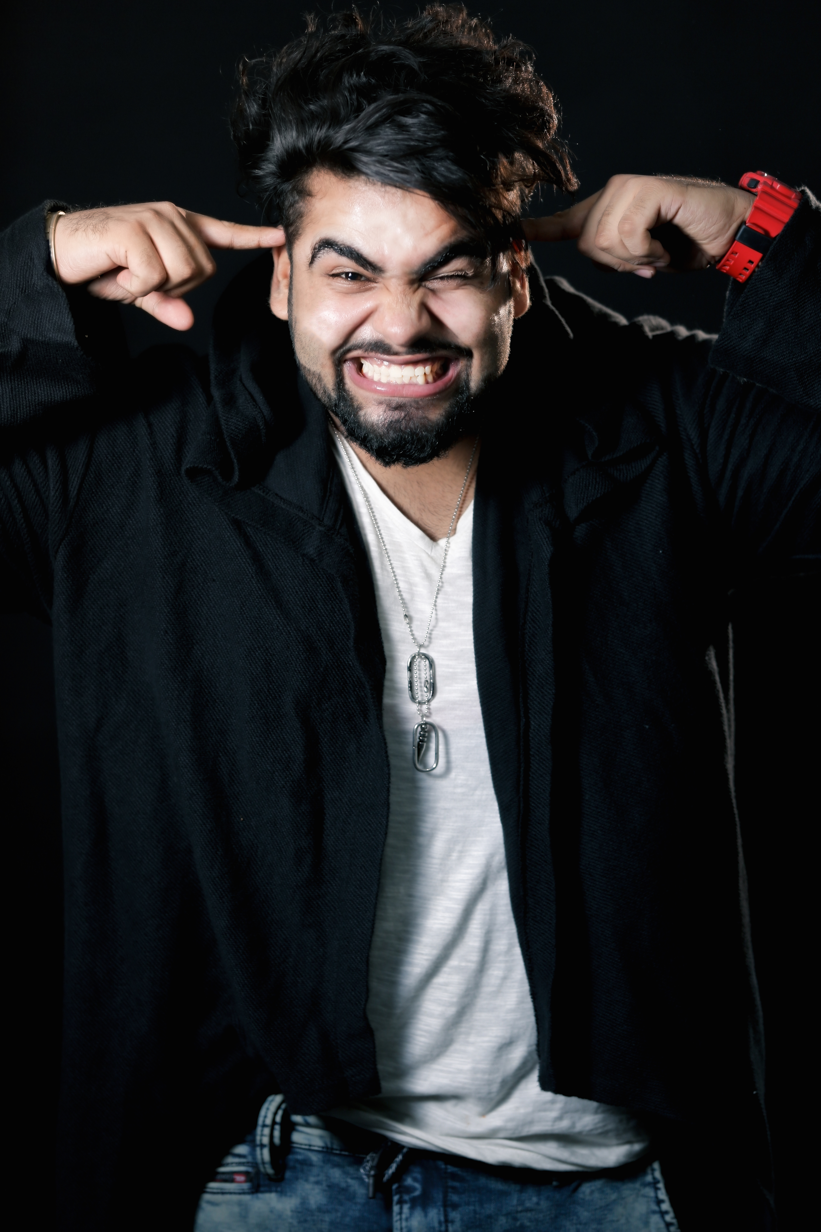 Дипак Карла