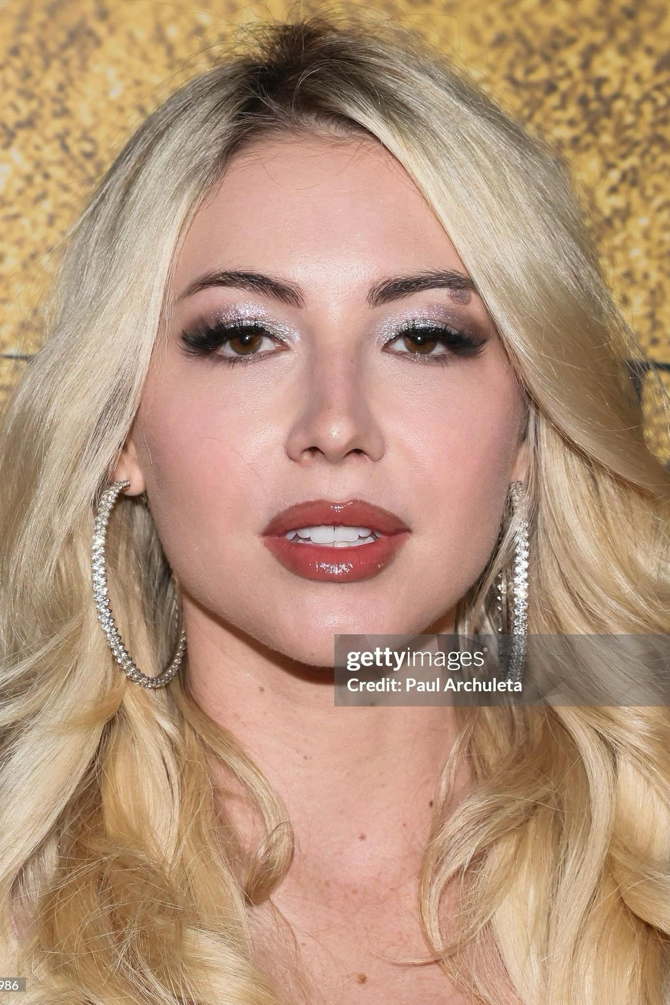 Гиги Гюстен