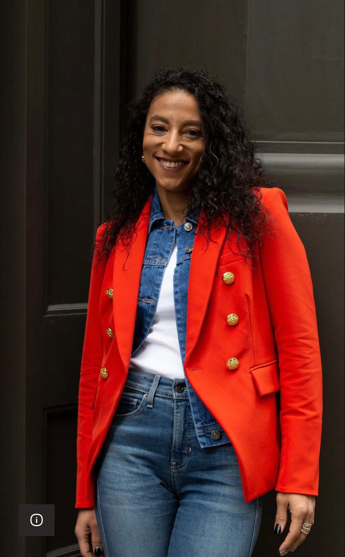 Элизабет Хинтон