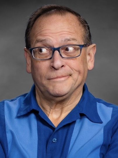 Кэйси МакНил