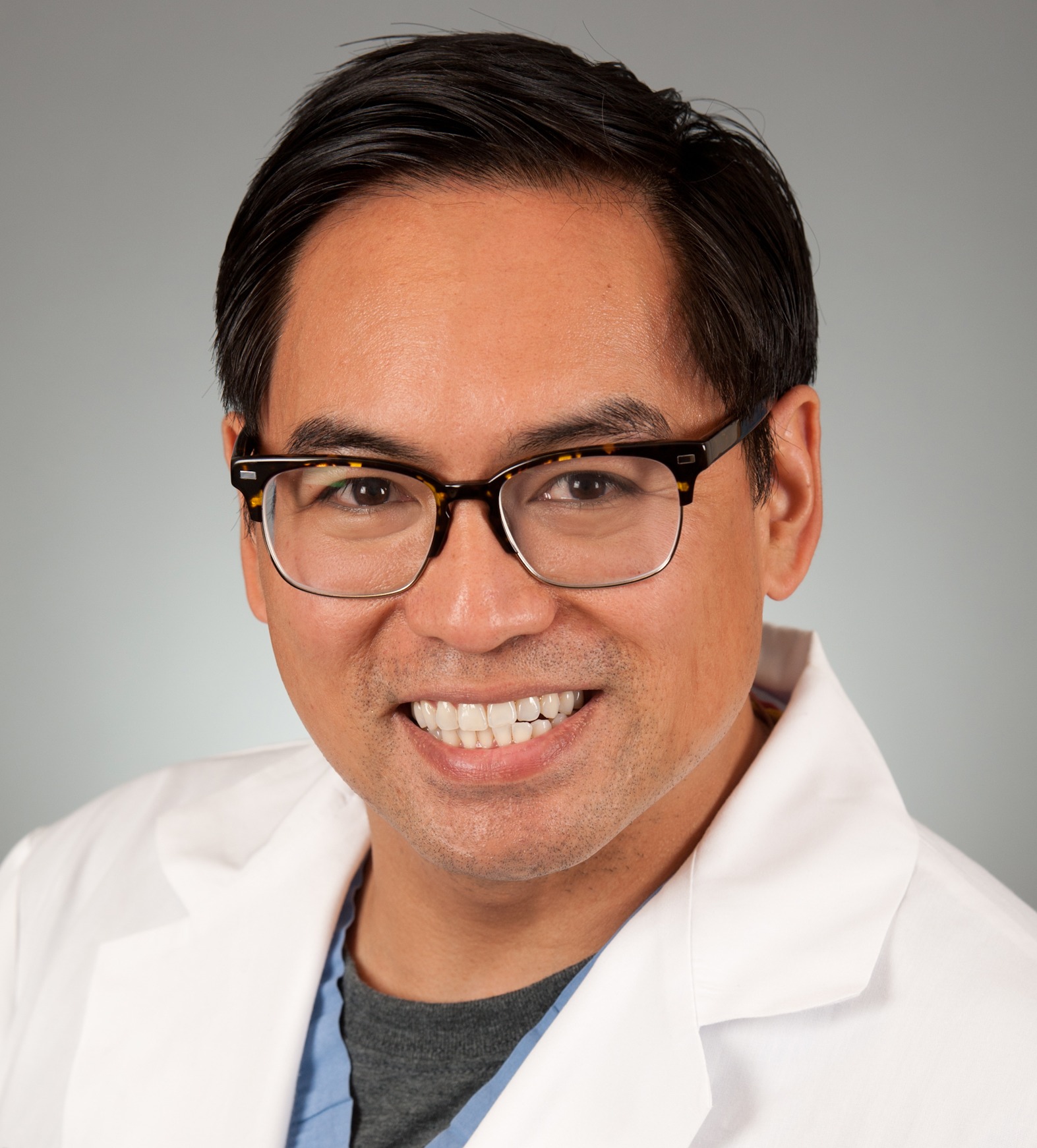 Нельсон Акуино