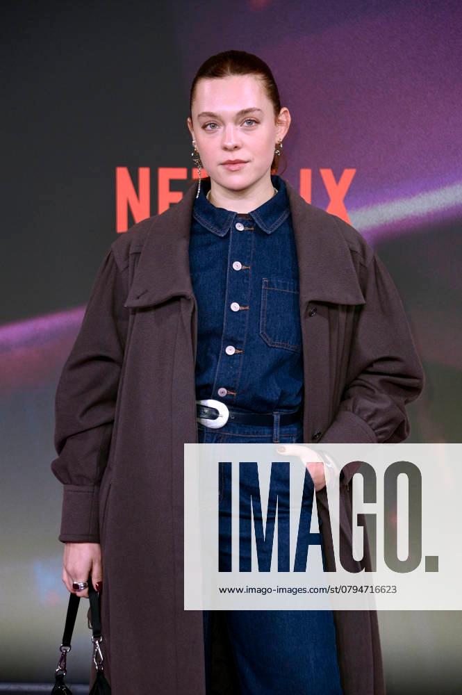 Амели Хенниг