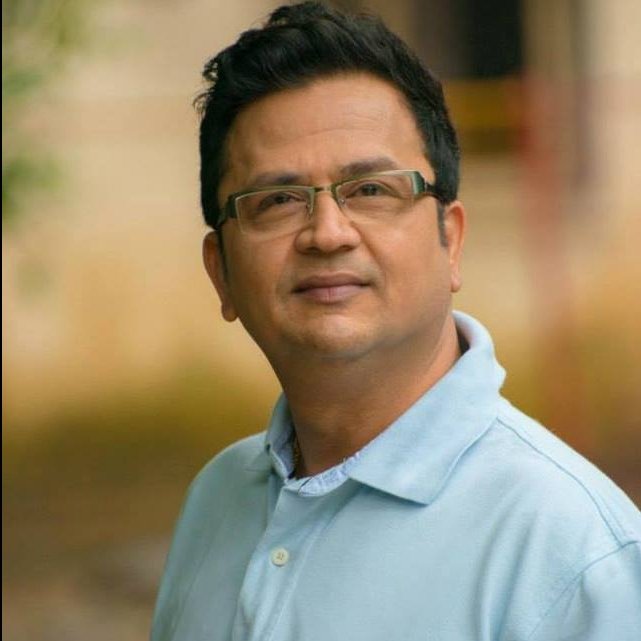 Никхил Дэйв