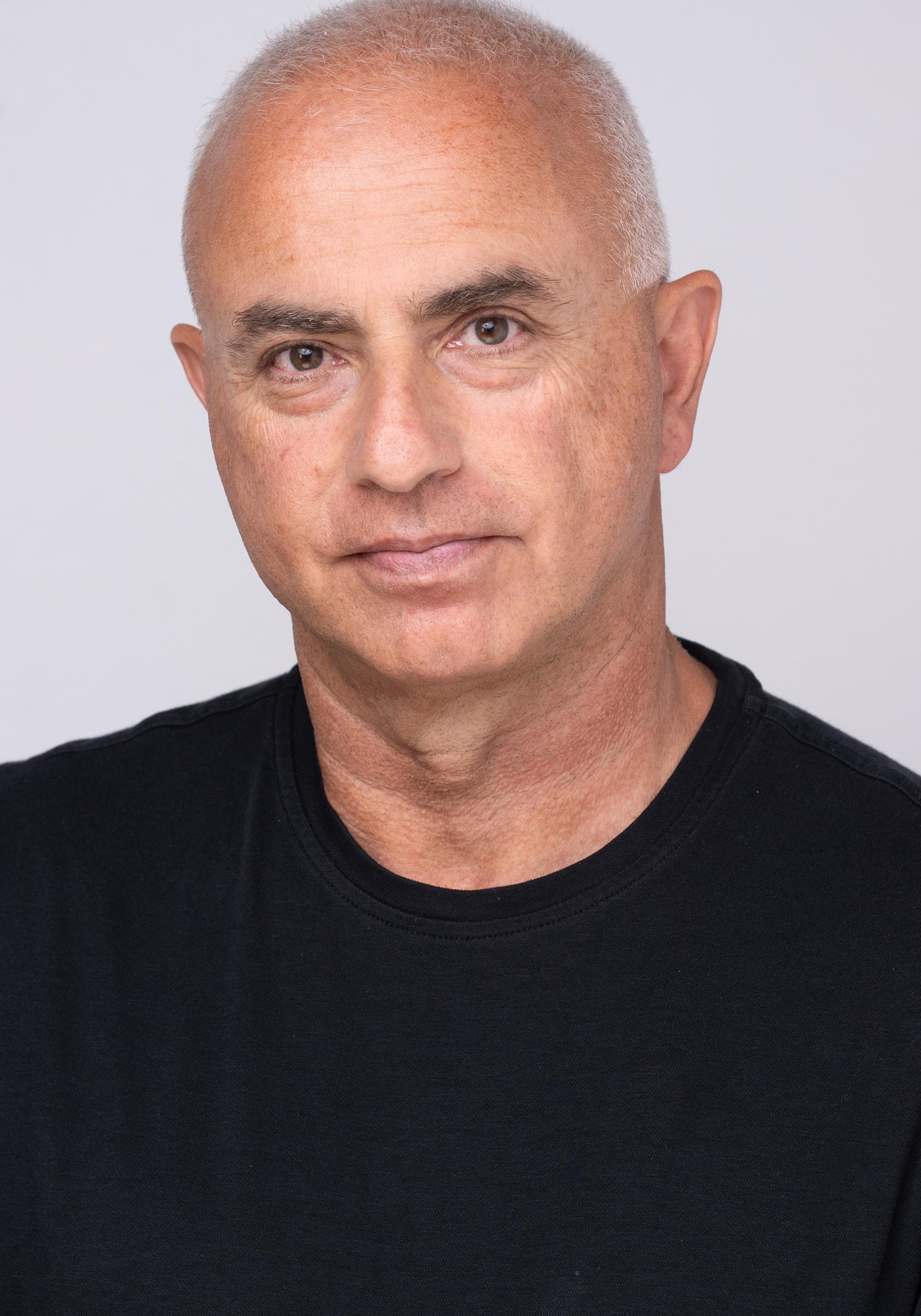 Чарльз Луис