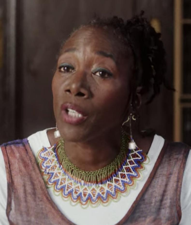 Дебора Смолл