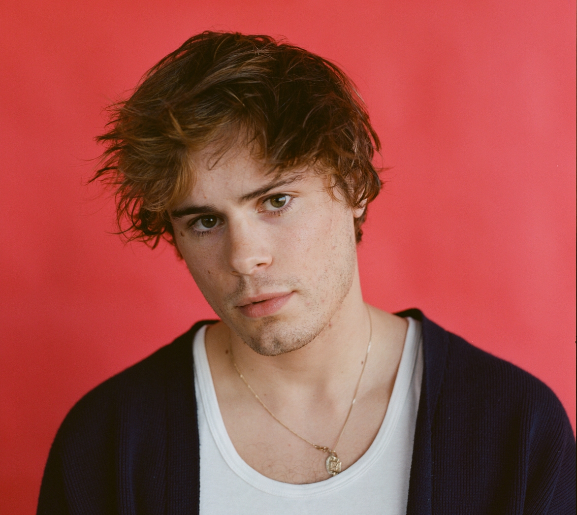 Феликс Пакет