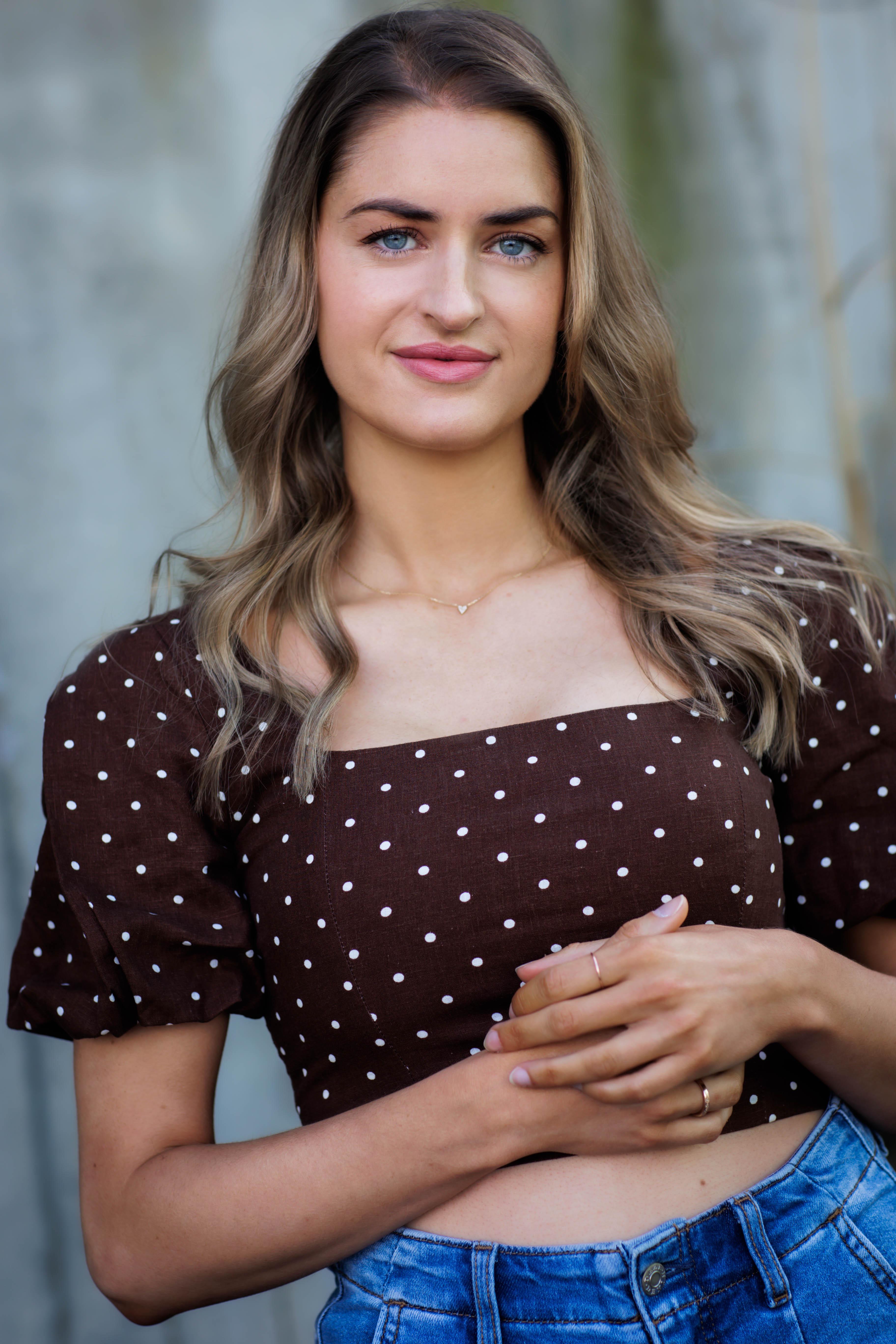 Холли Кларк