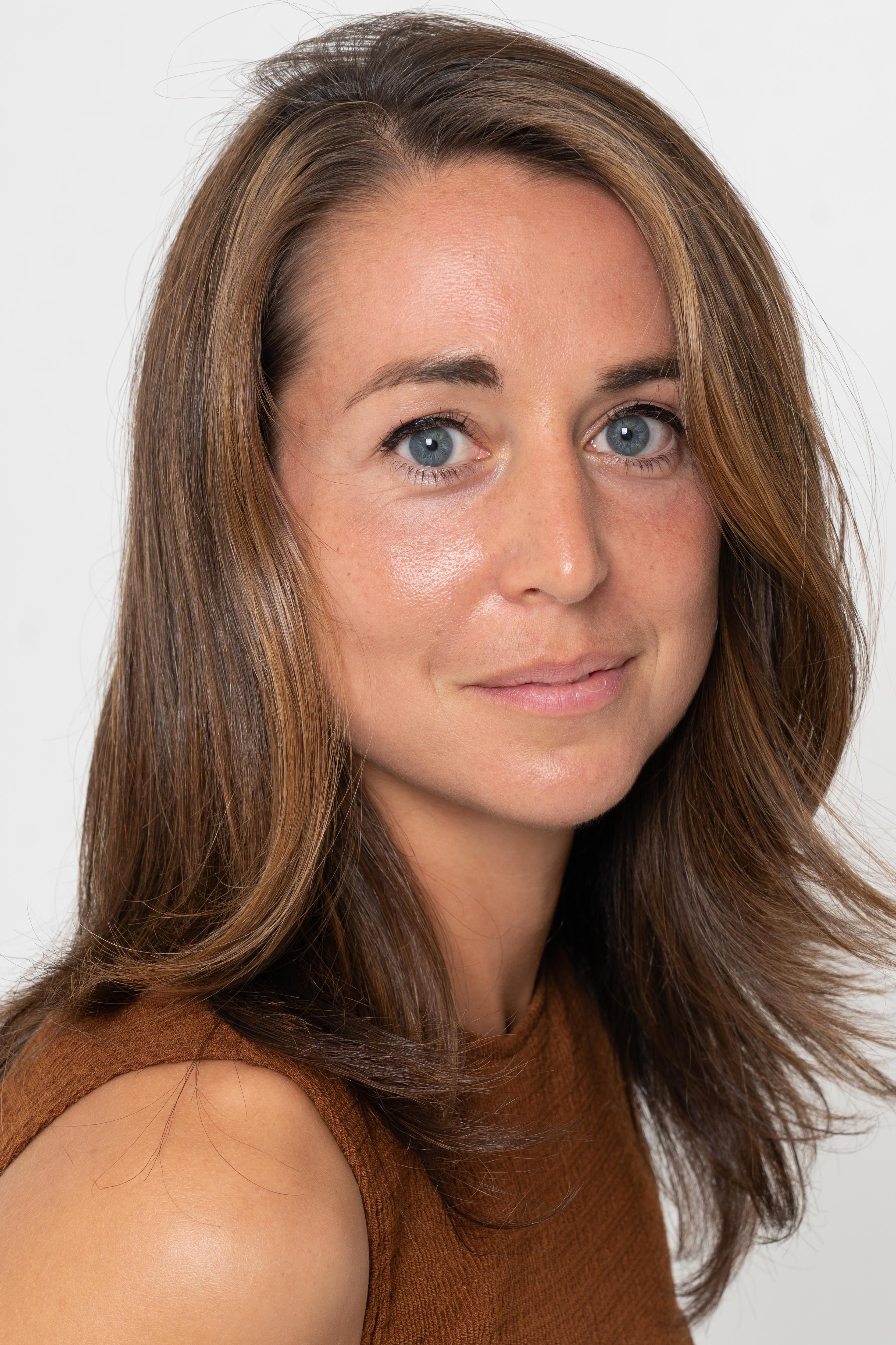 Натали Чарнеки