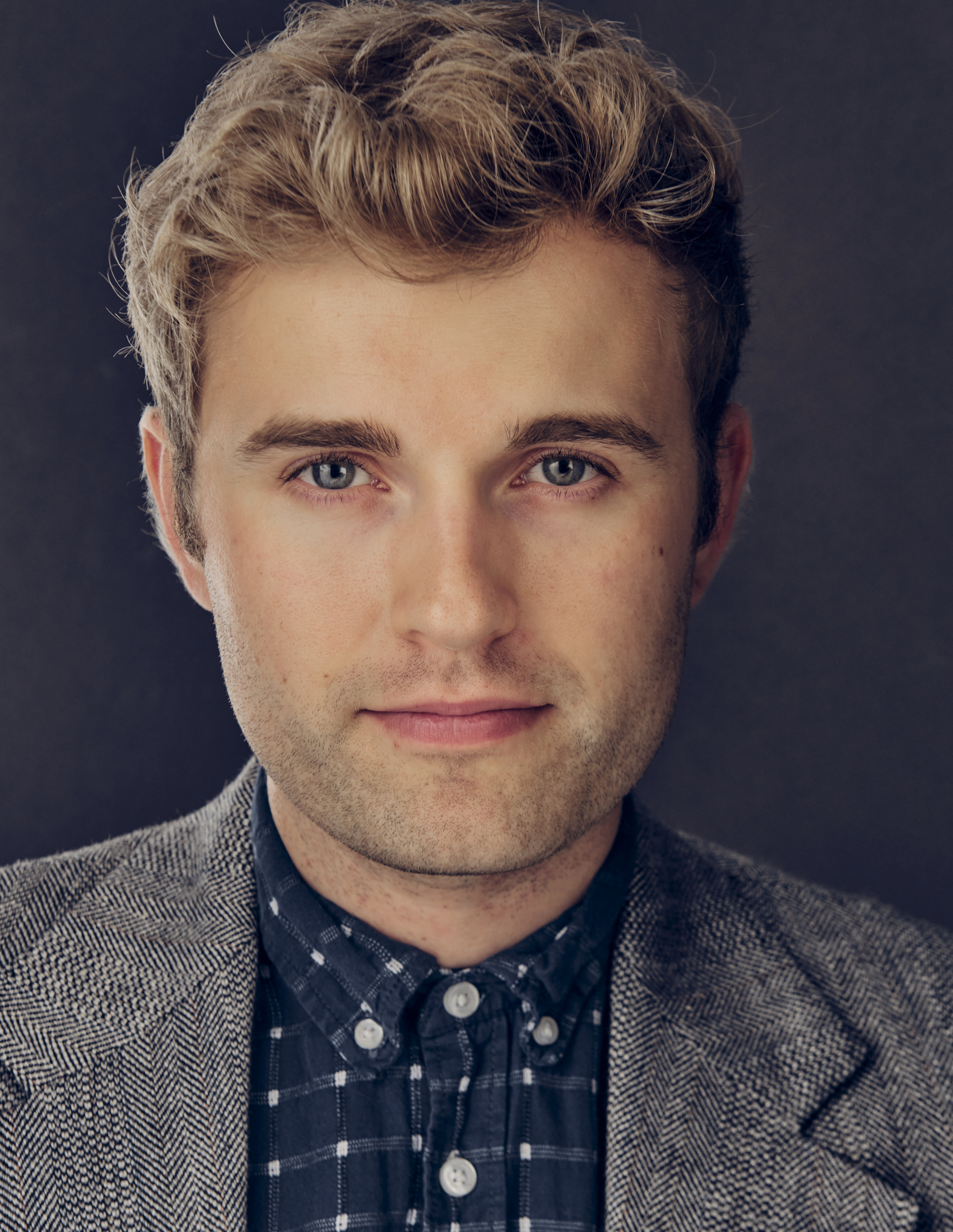 Рай Армстронг