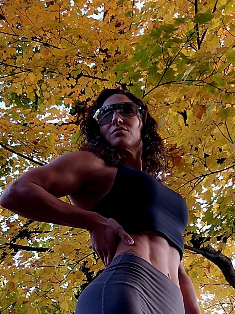 Victoria Lee Parella