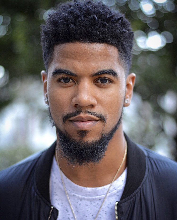 Джулиан Хортон