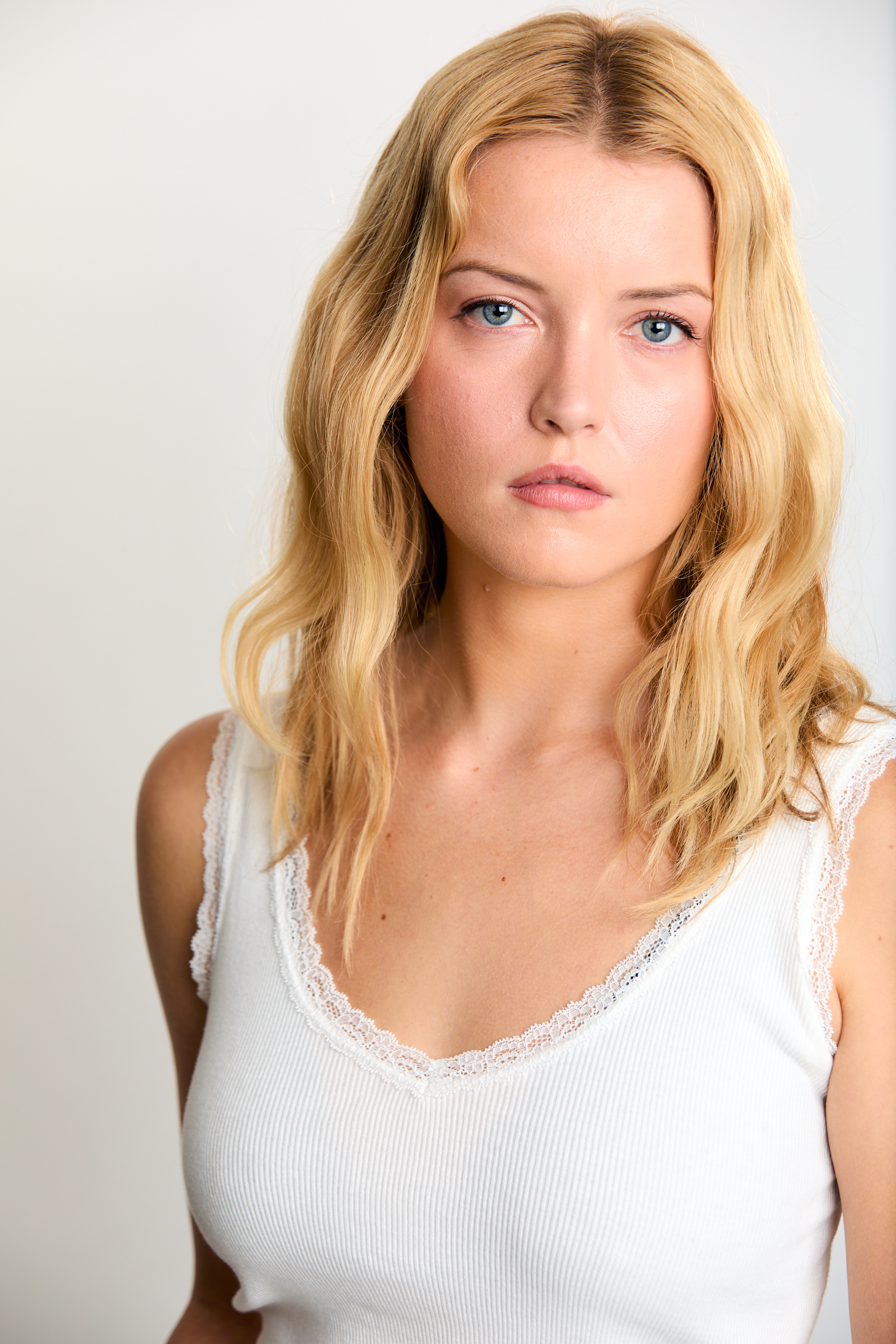 Оливия Тэйлор