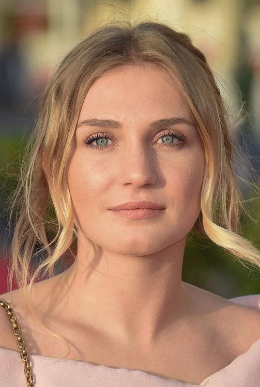 Летиция Клемент