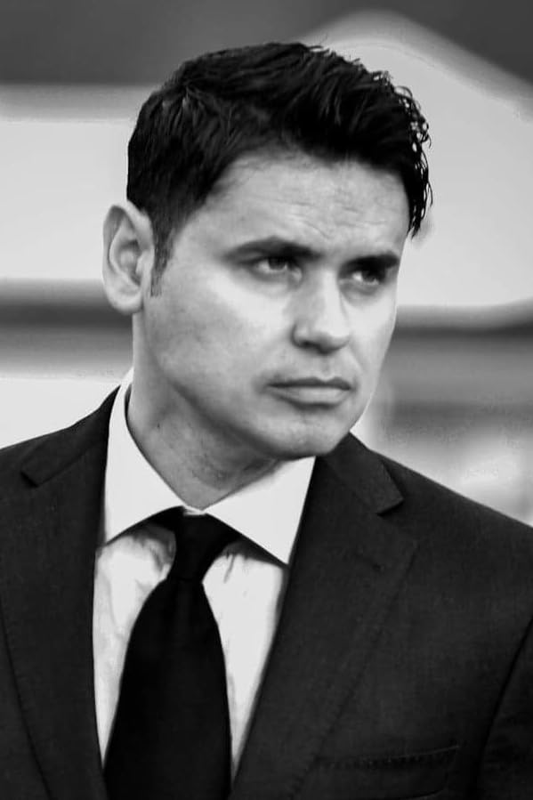 Винни Велез