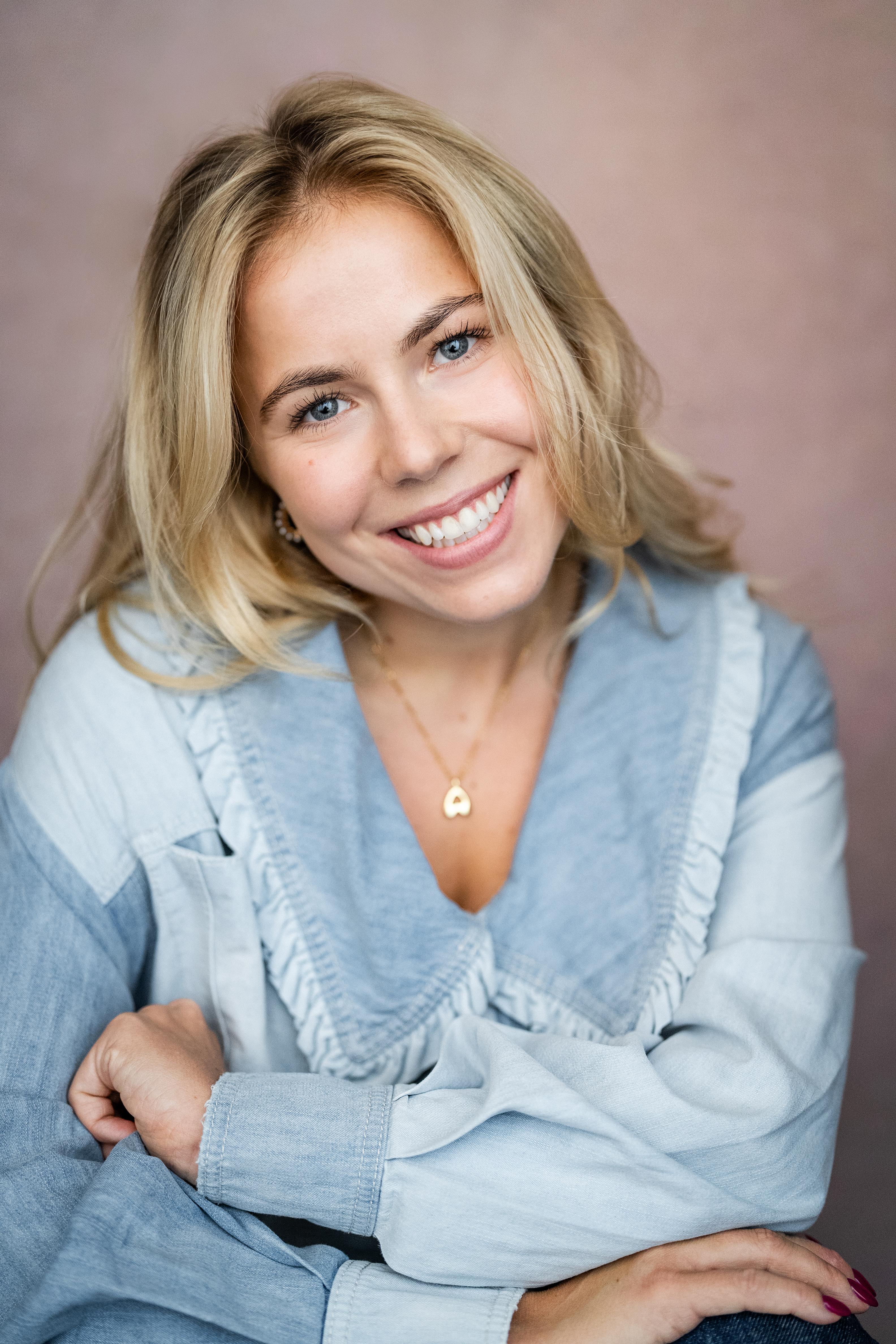 Аннабель Кей