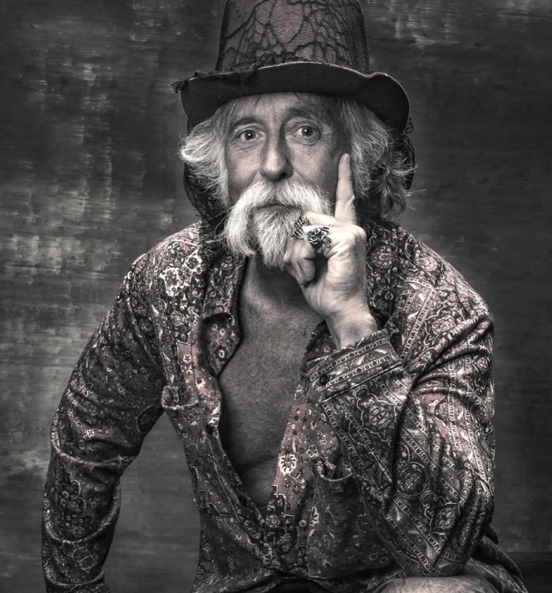 Джеймс Гольт