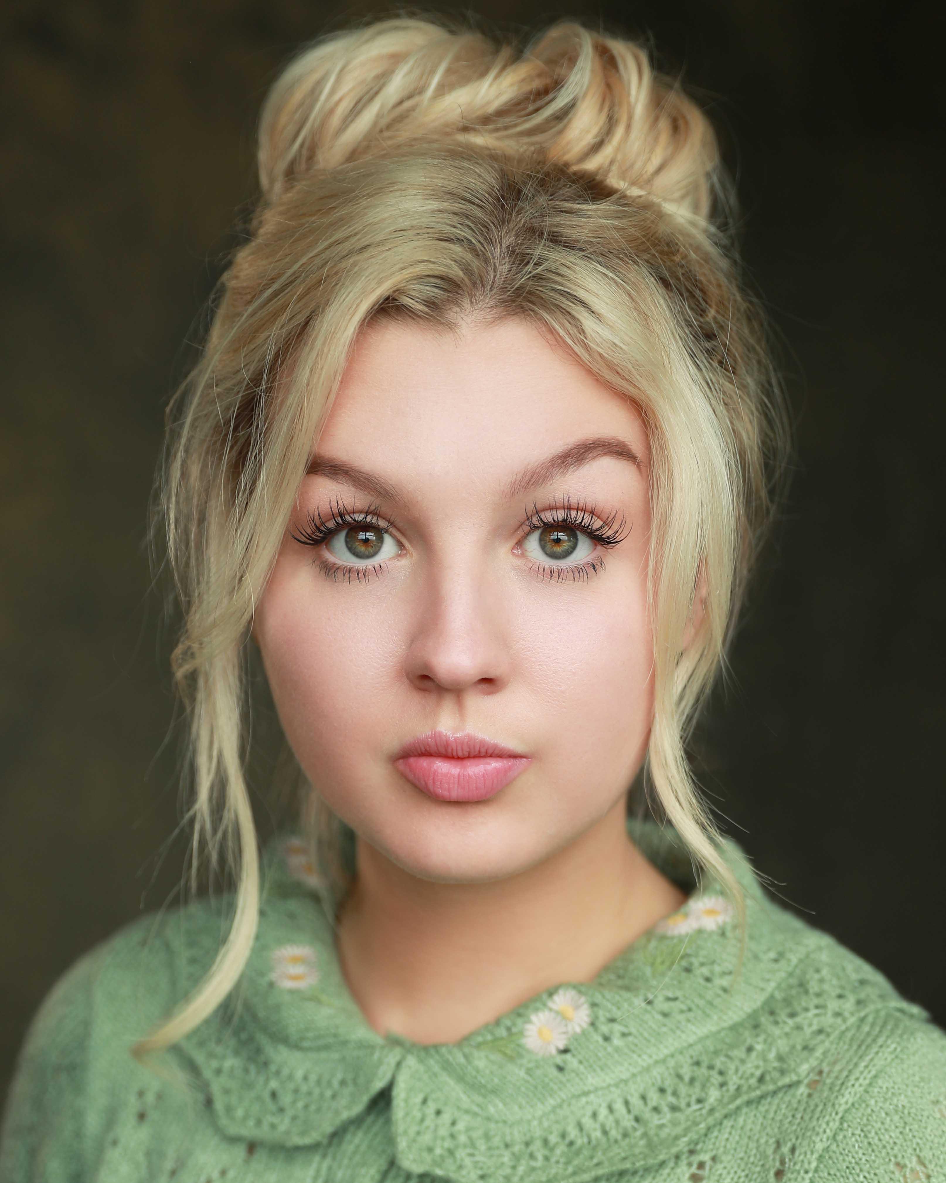 Мег Александра